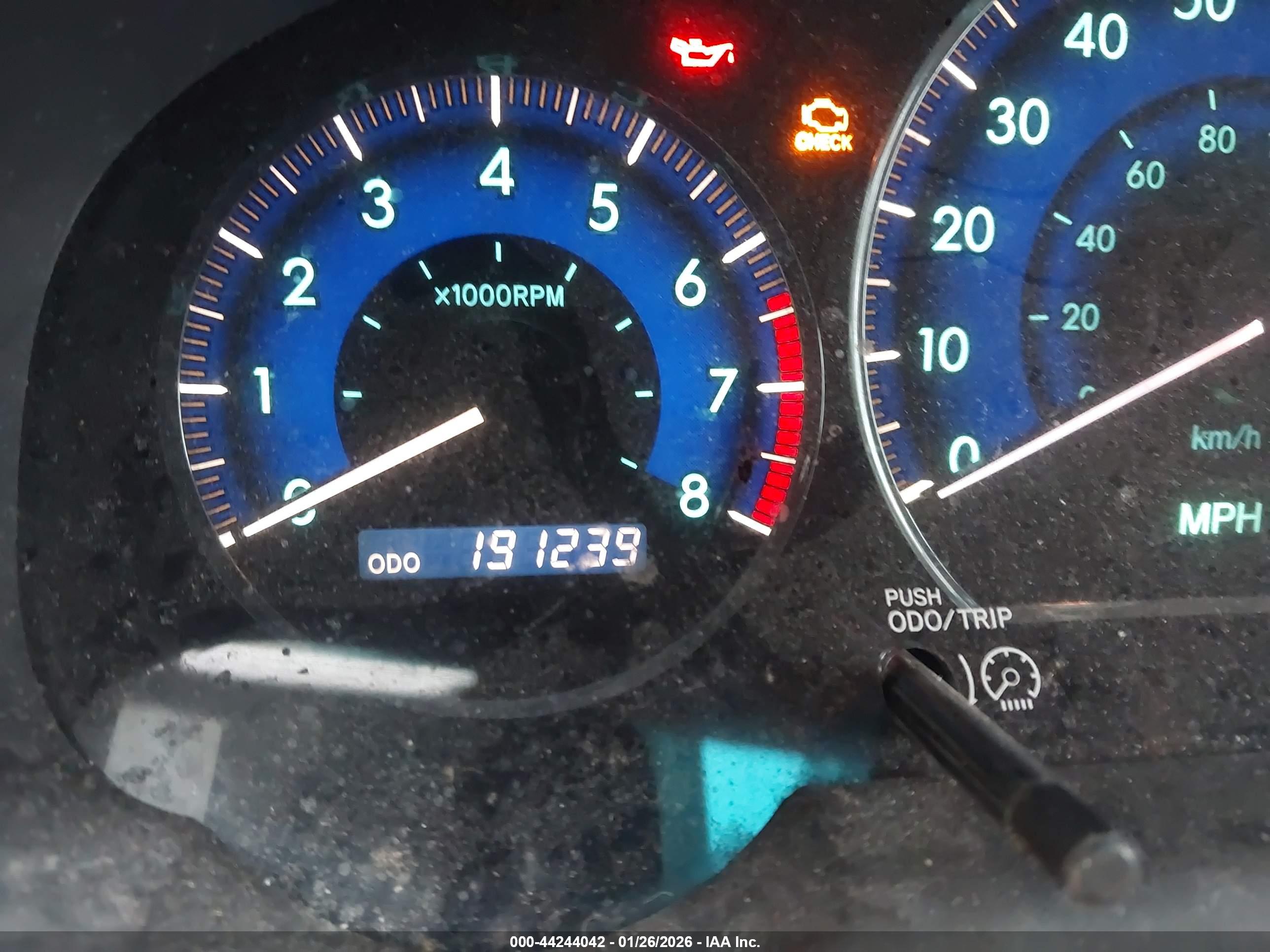 TOYOTA SIENNA image 7