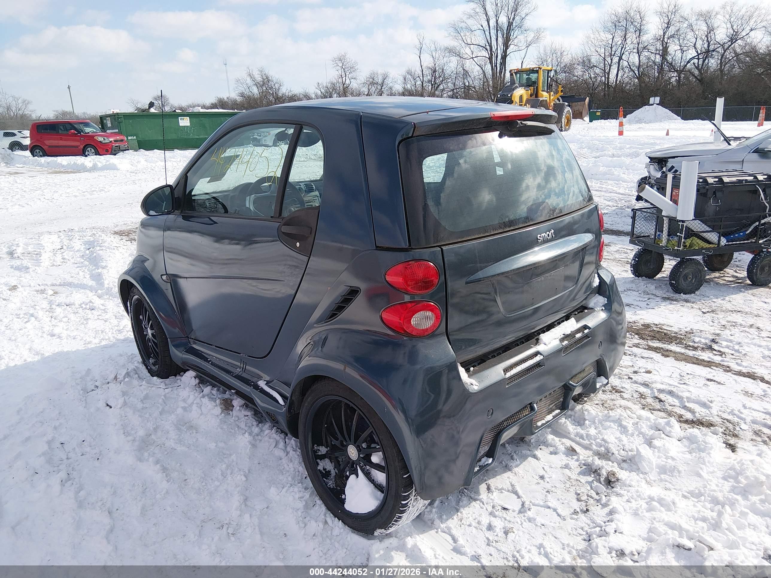 SMART FORTWO image 3