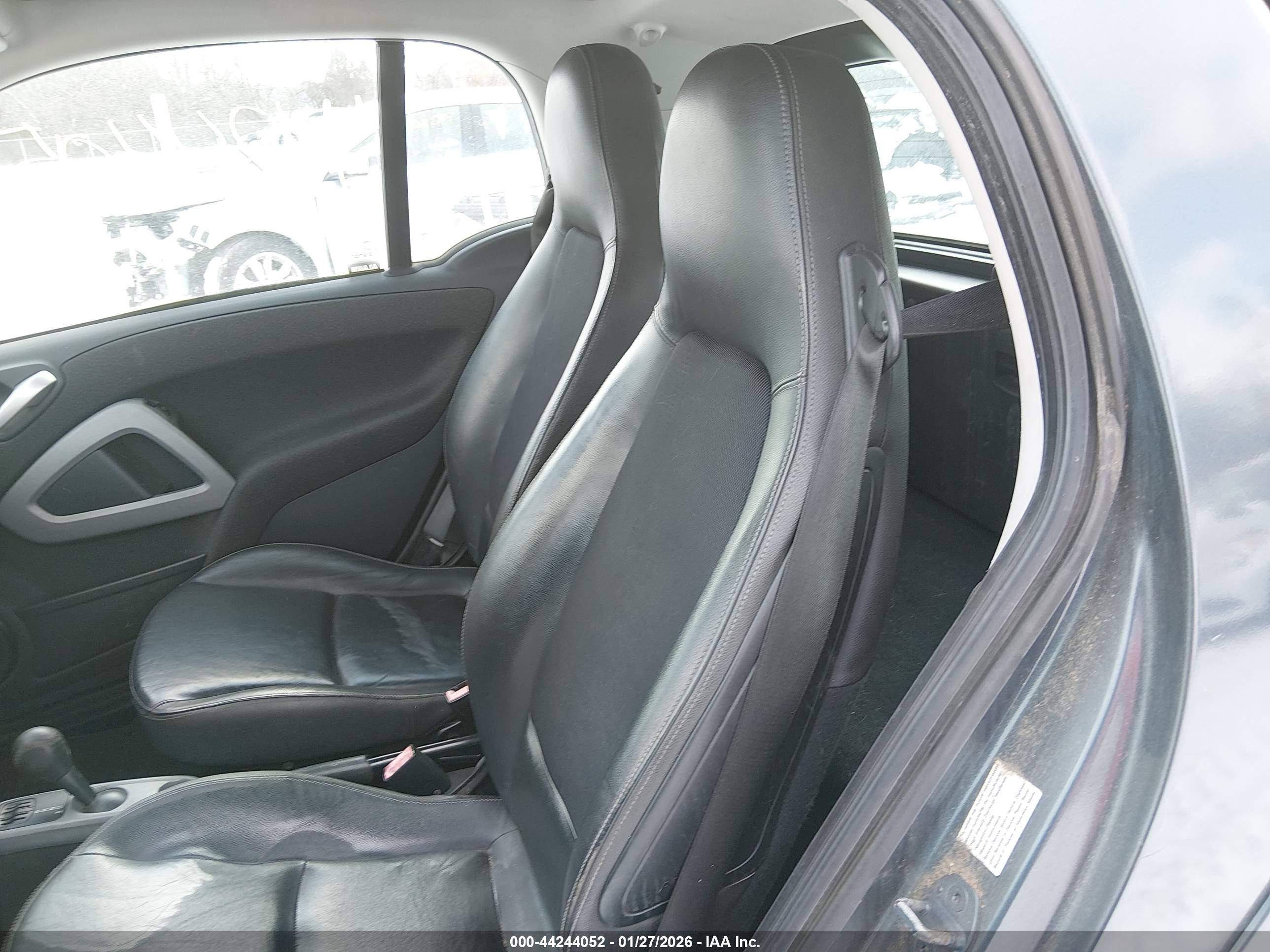 SMART FORTWO image 8