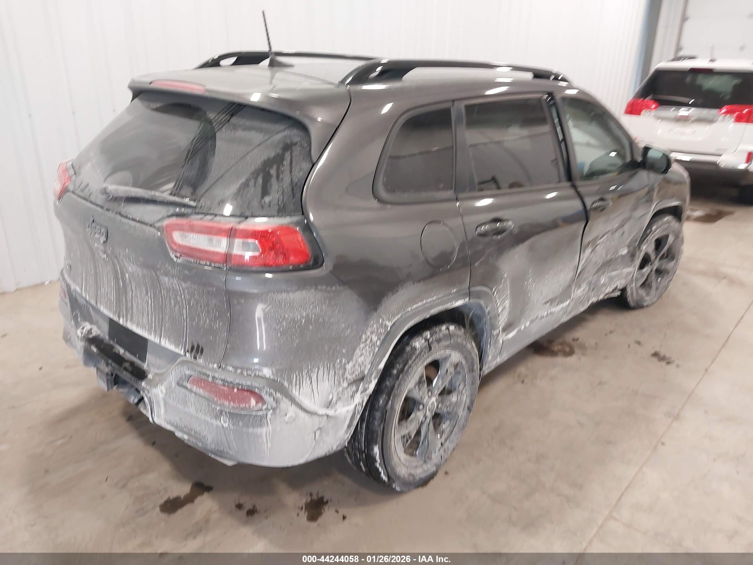 JEEP CHEROKEE image 4