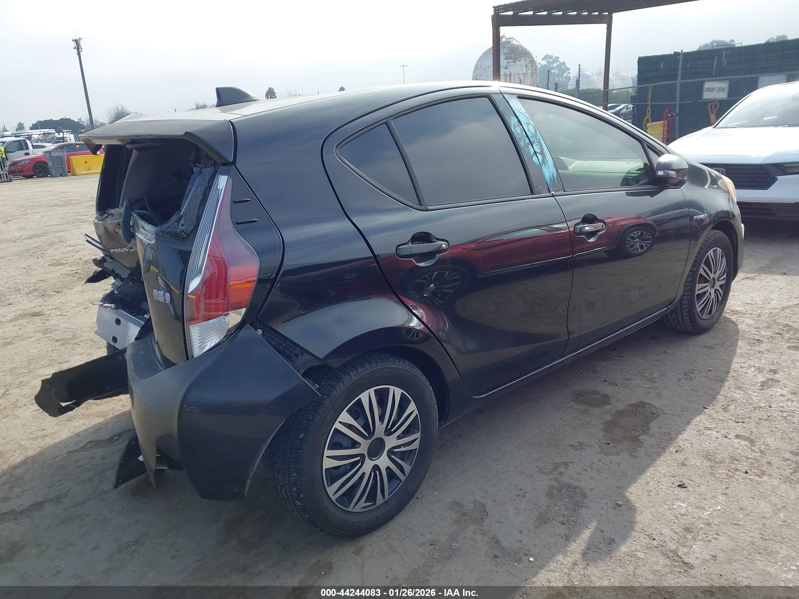 TOYOTA PRIUS image 4