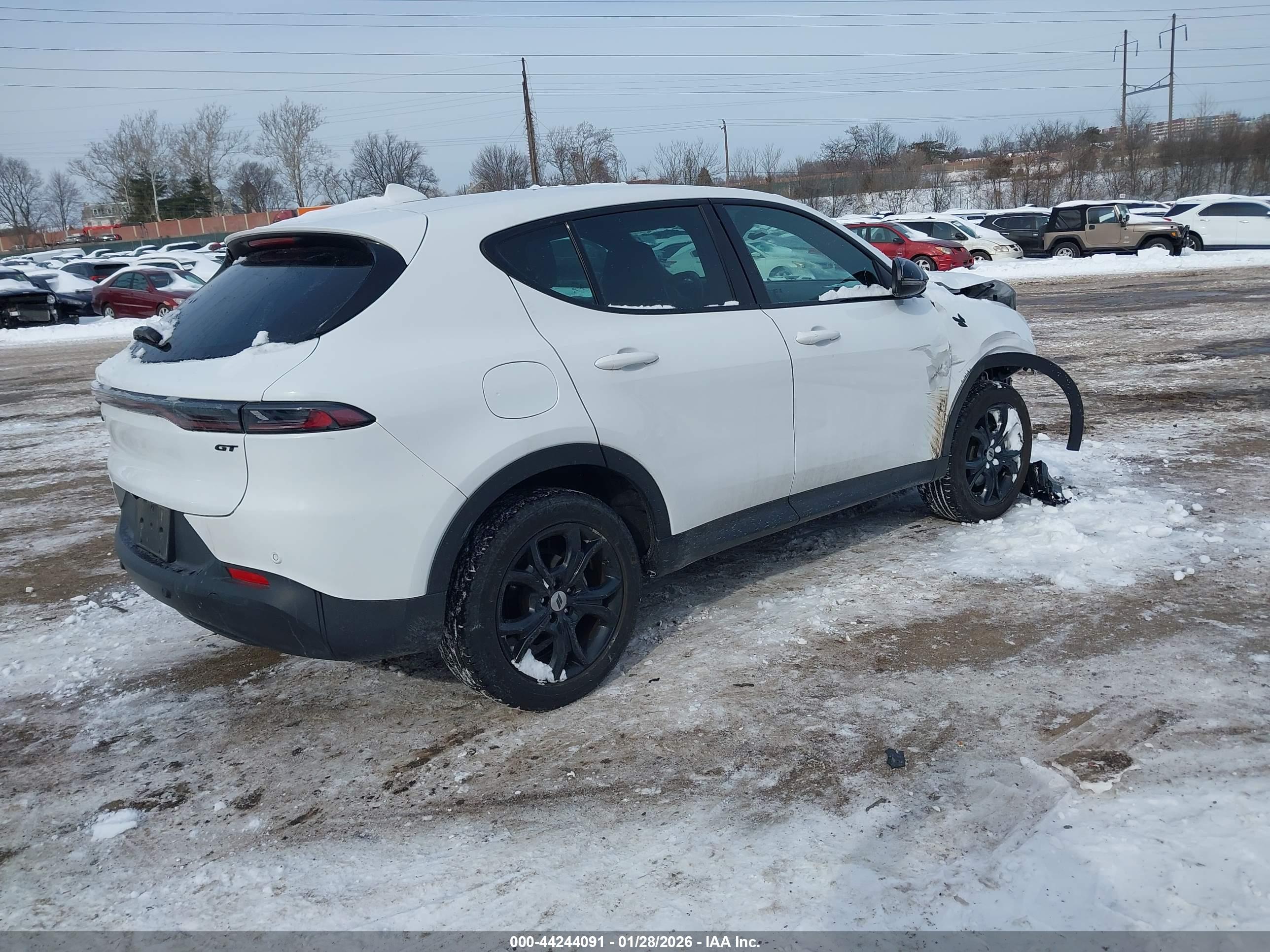 DODGE HORNET image 4