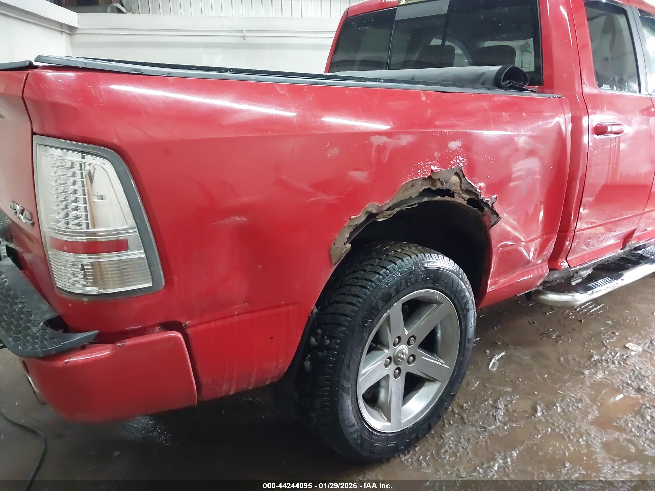 DODGE RAM image 6
