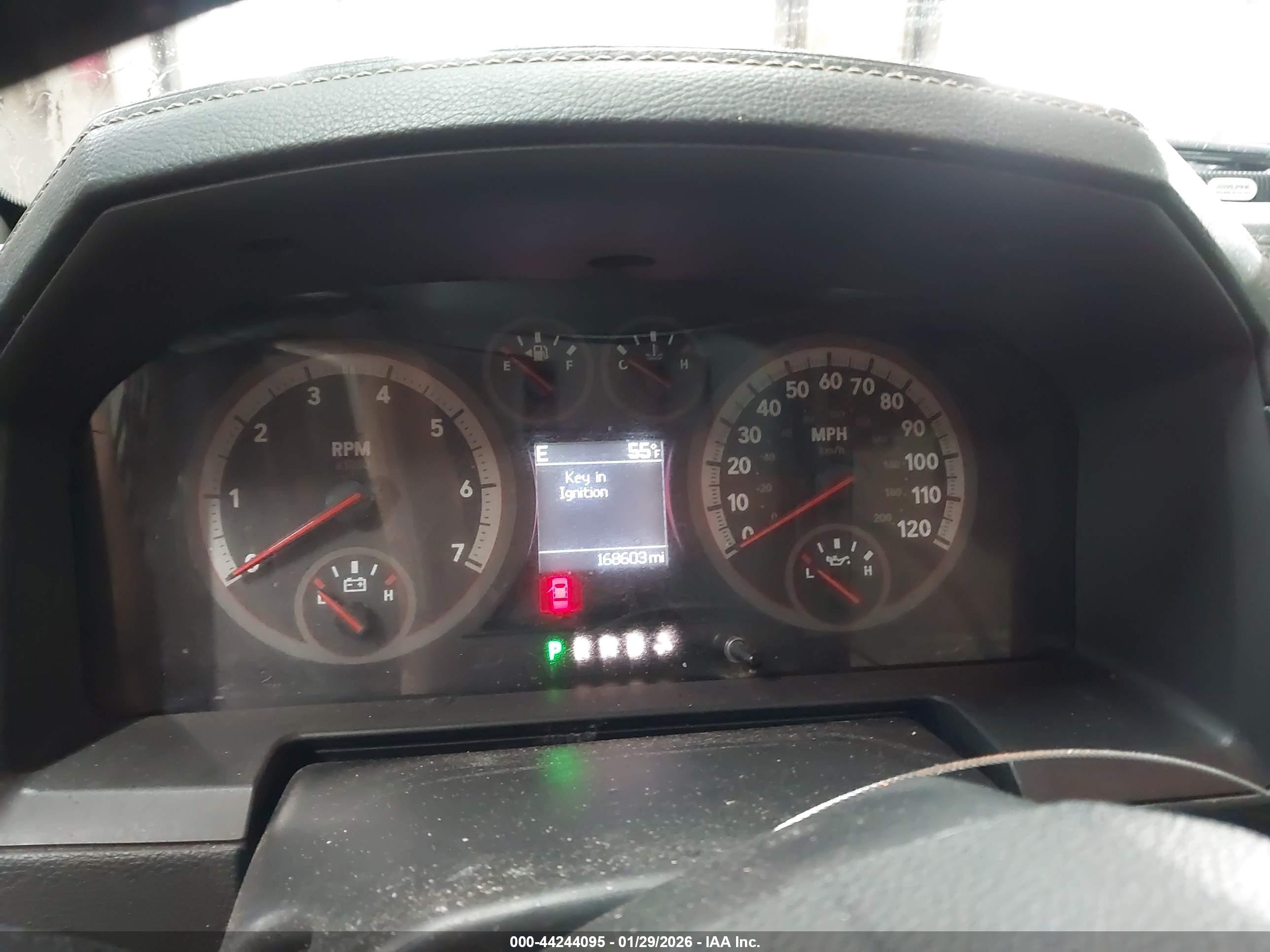 DODGE RAM image 7