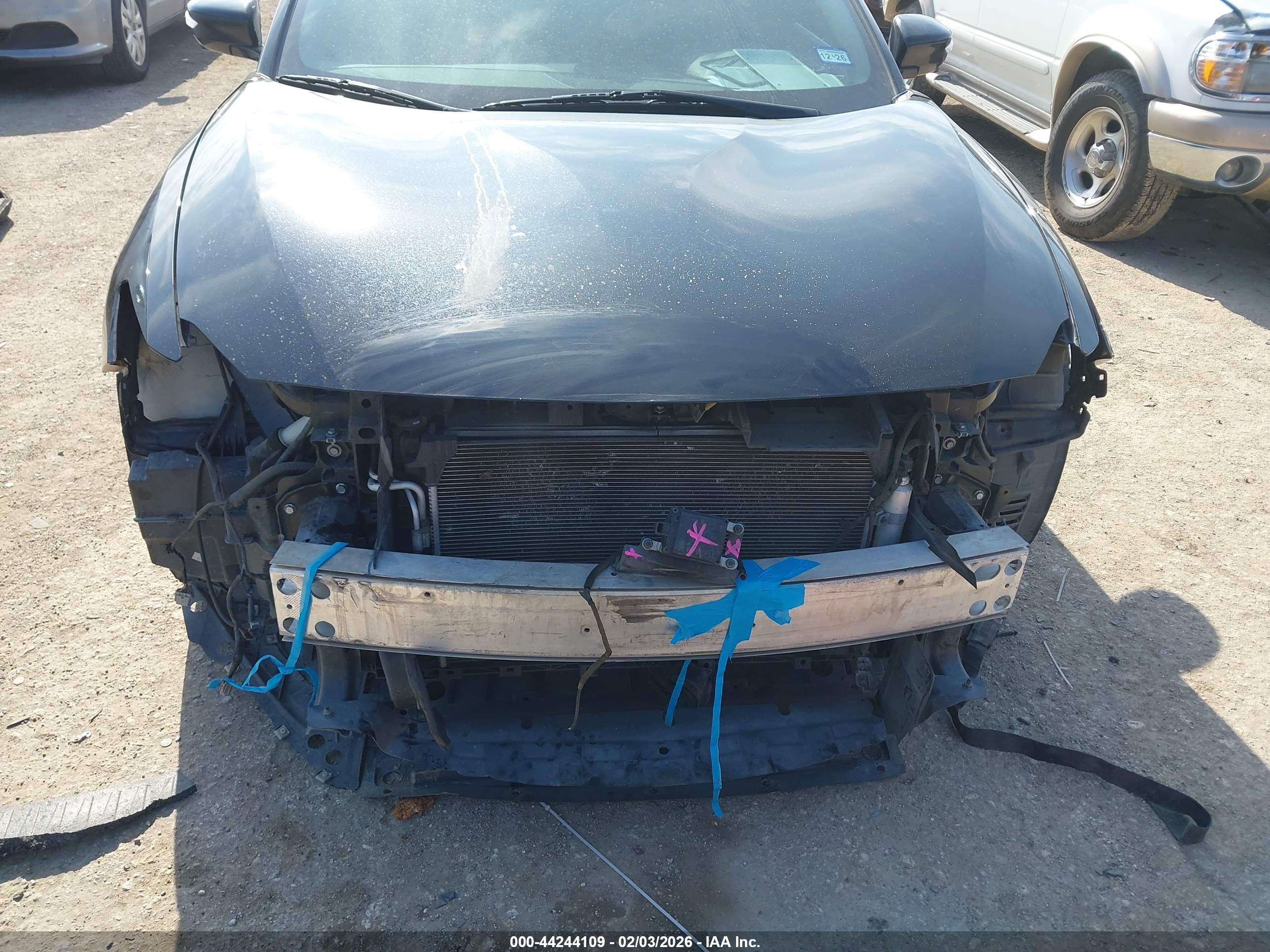 NISSAN MAXIMA image 6