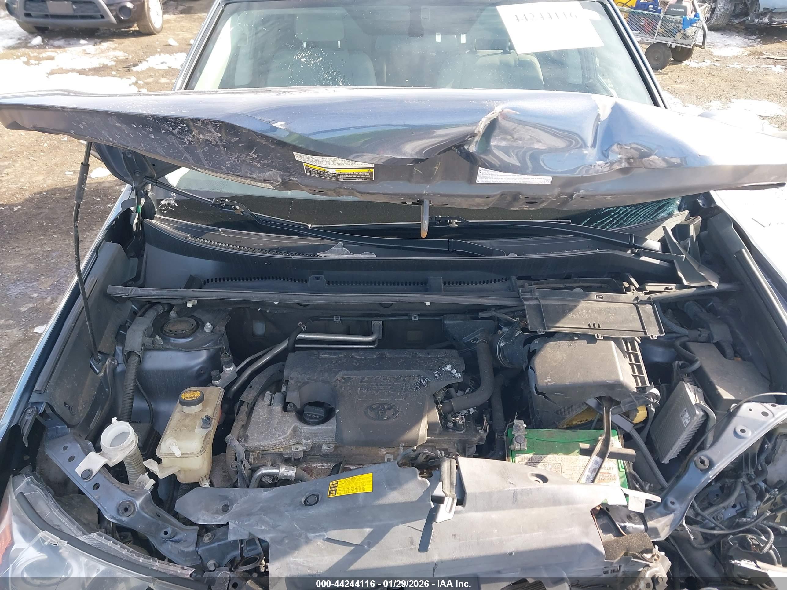 TOYOTA RAV4 image 10