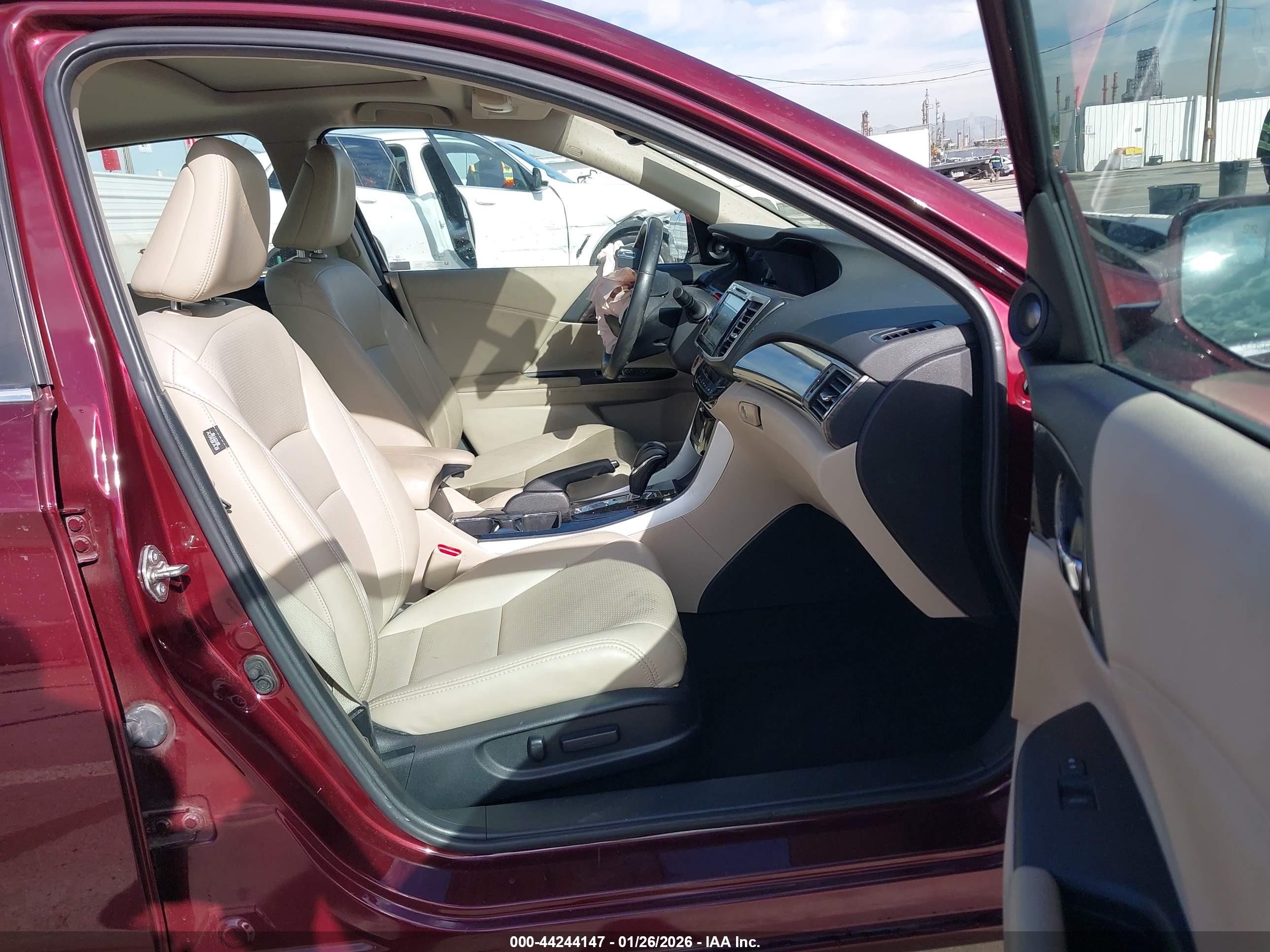 HONDA ACCORD image 5
