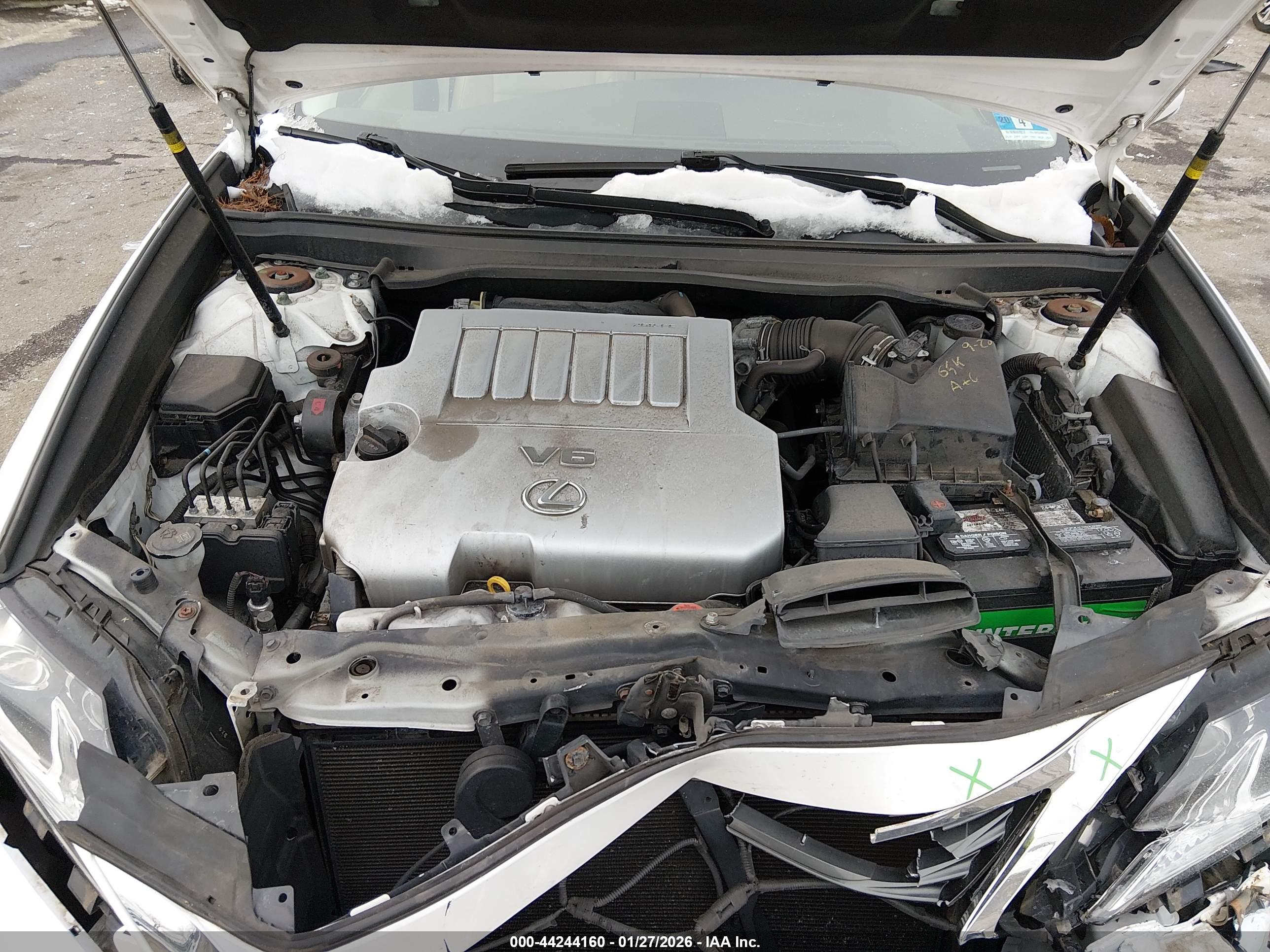 LEXUS ES image 10