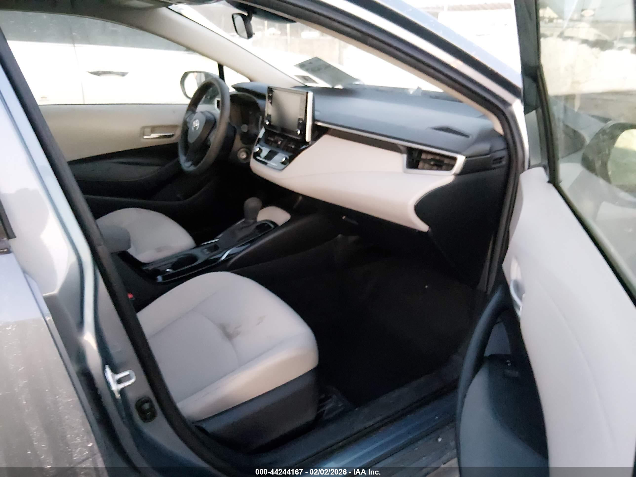 TOYOTA COROLLA image 5