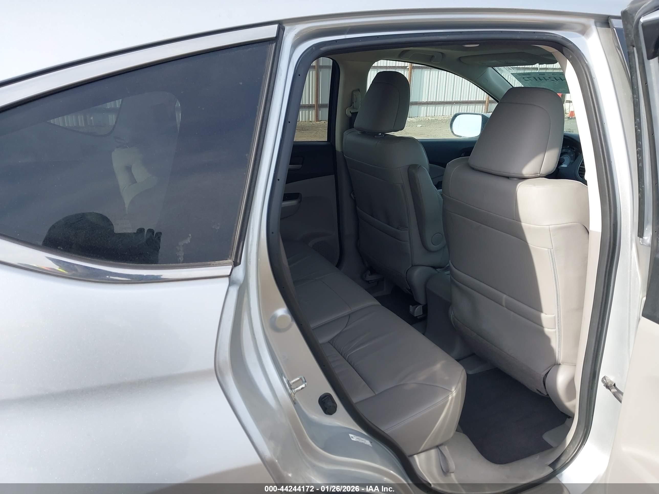 HONDA CR-V image 8
