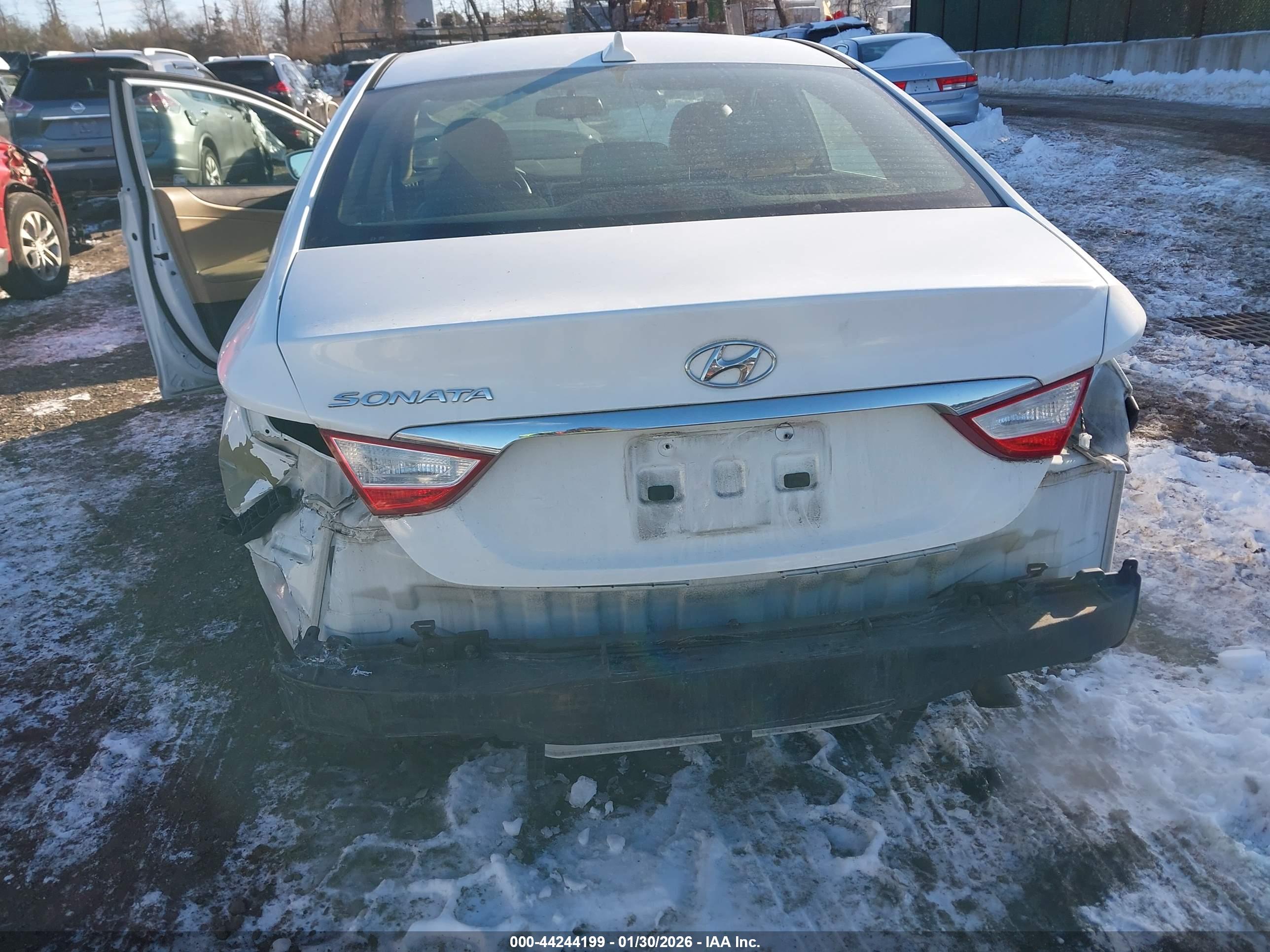 HYUNDAI SONATA image 6