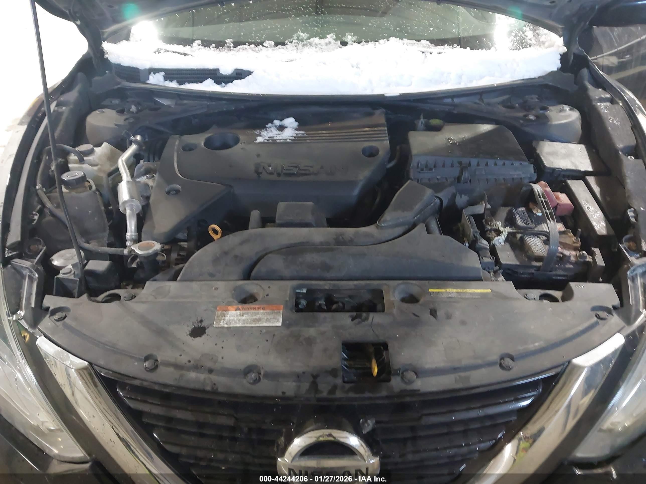 NISSAN ALTIMA image 10