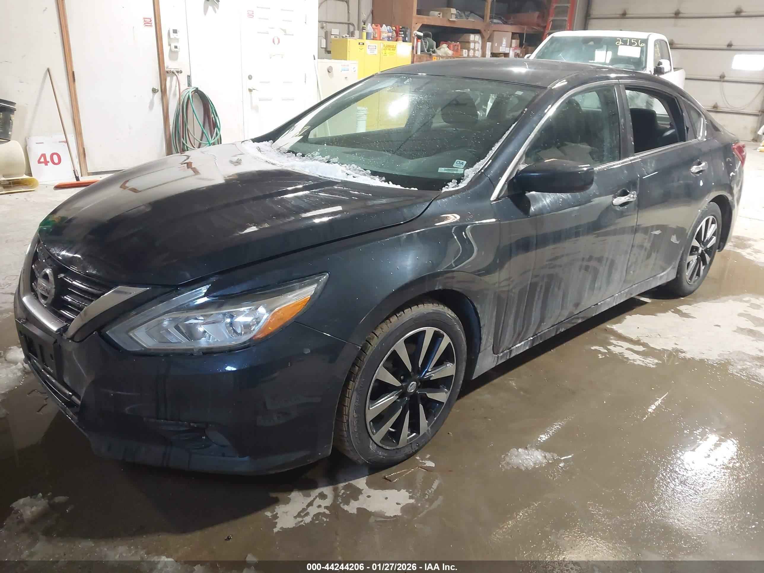 NISSAN ALTIMA image 2