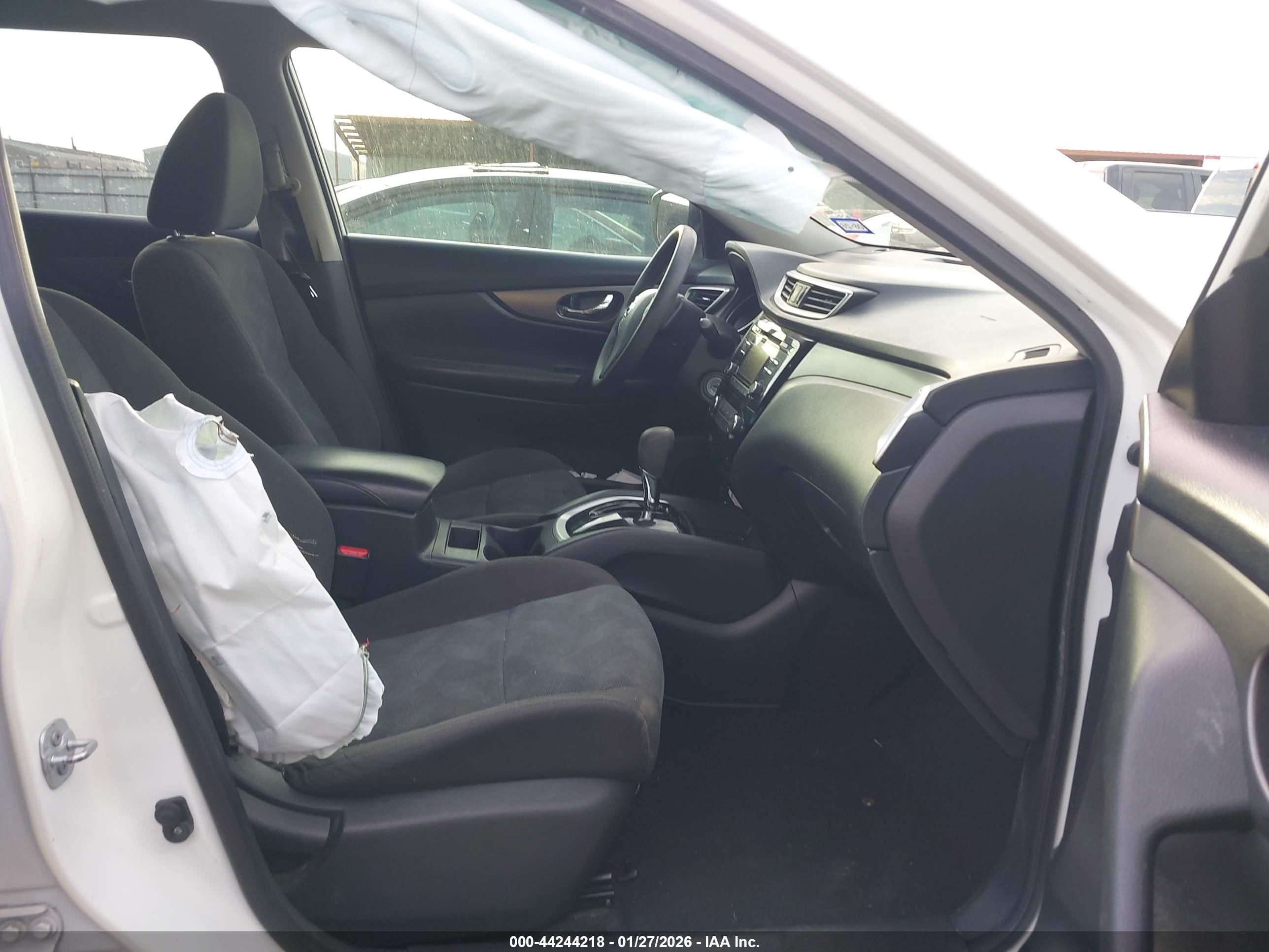 NISSAN ROGUE image 5
