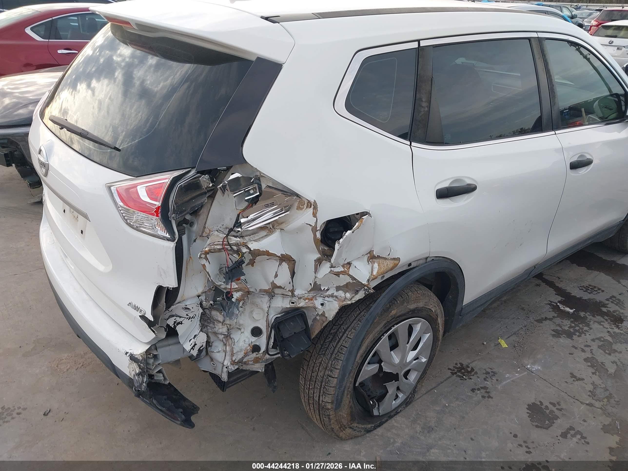 NISSAN ROGUE image 6