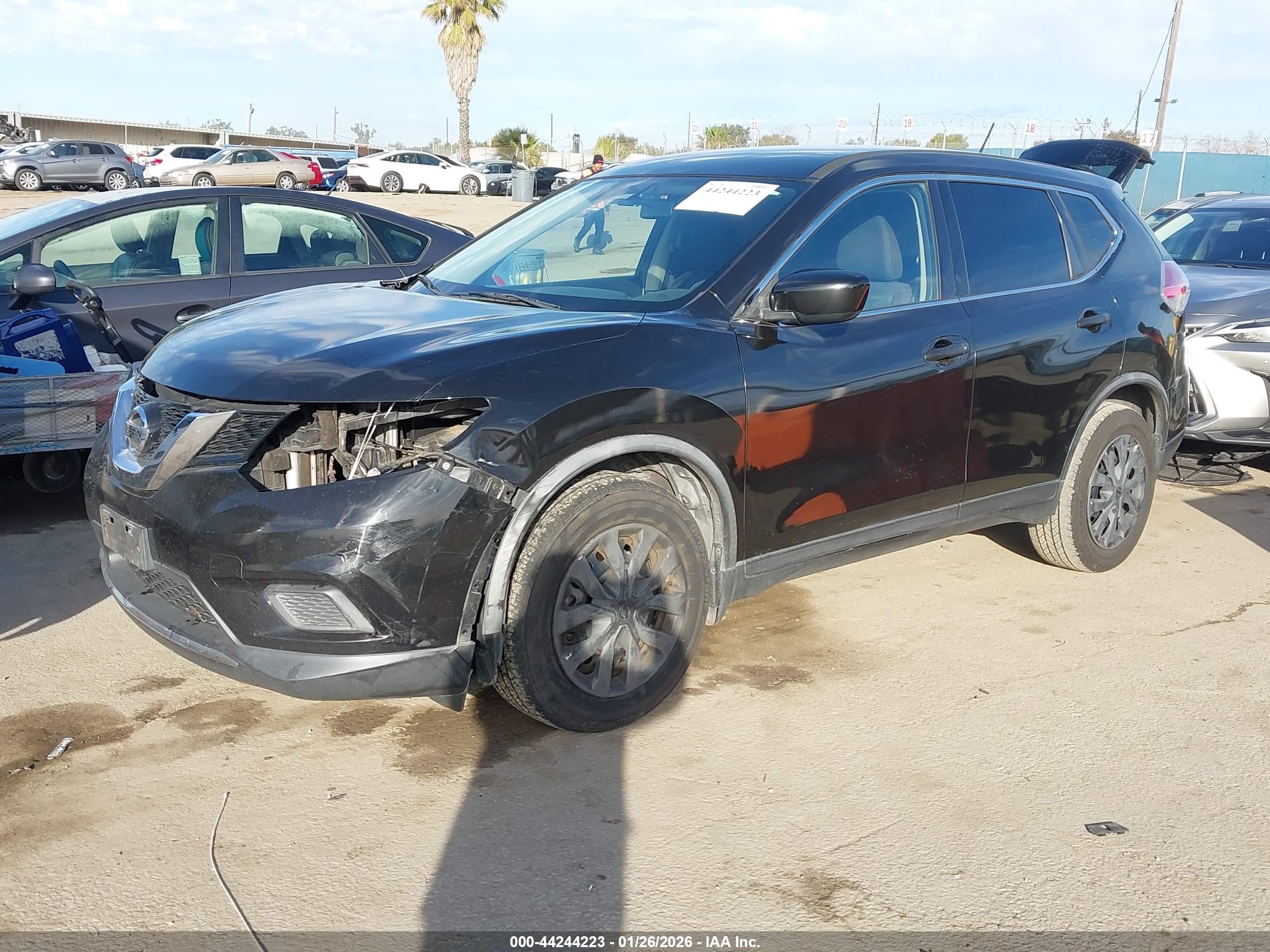 NISSAN ROGUE image 2