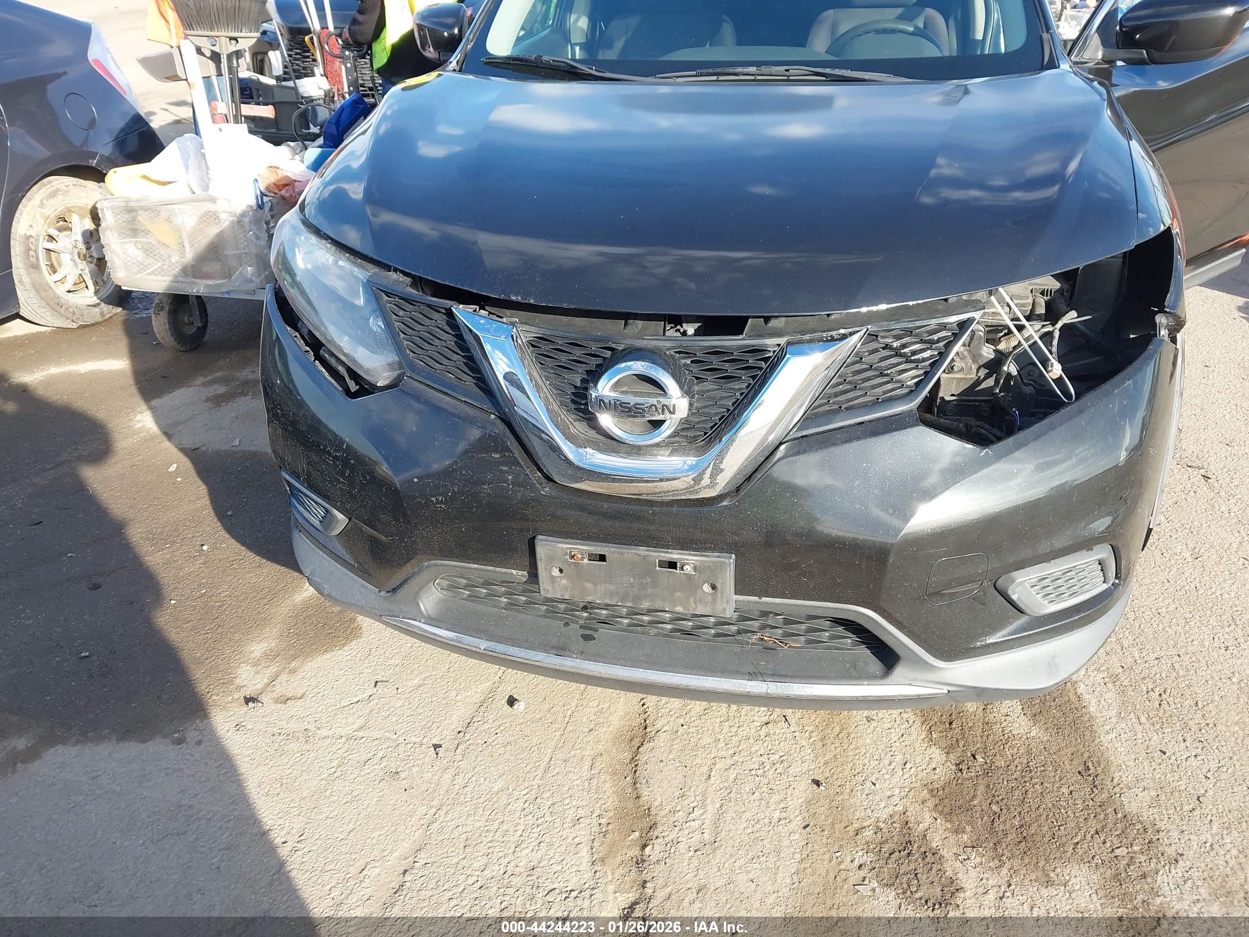 NISSAN ROGUE image 6