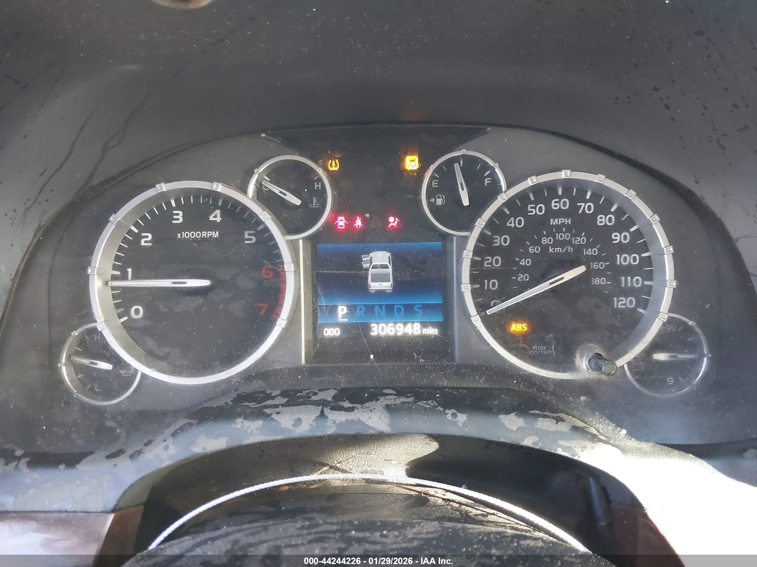 TOYOTA TUNDRA image 7