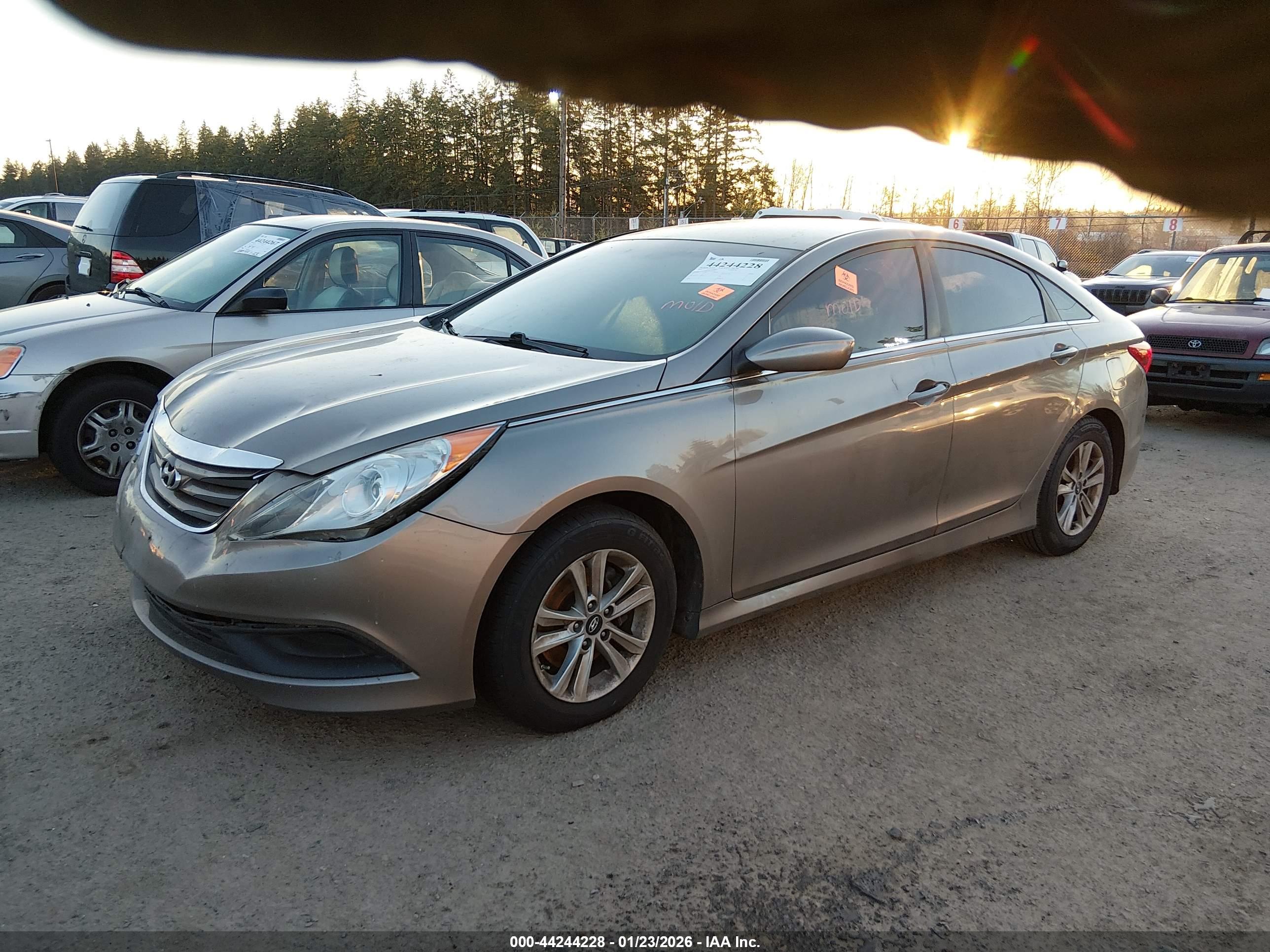 HYUNDAI SONATA image 2