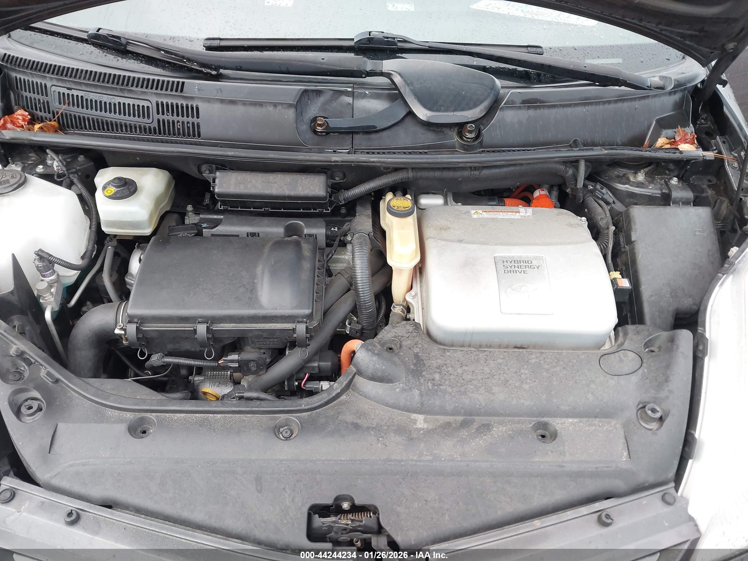 TOYOTA PRIUS image 10