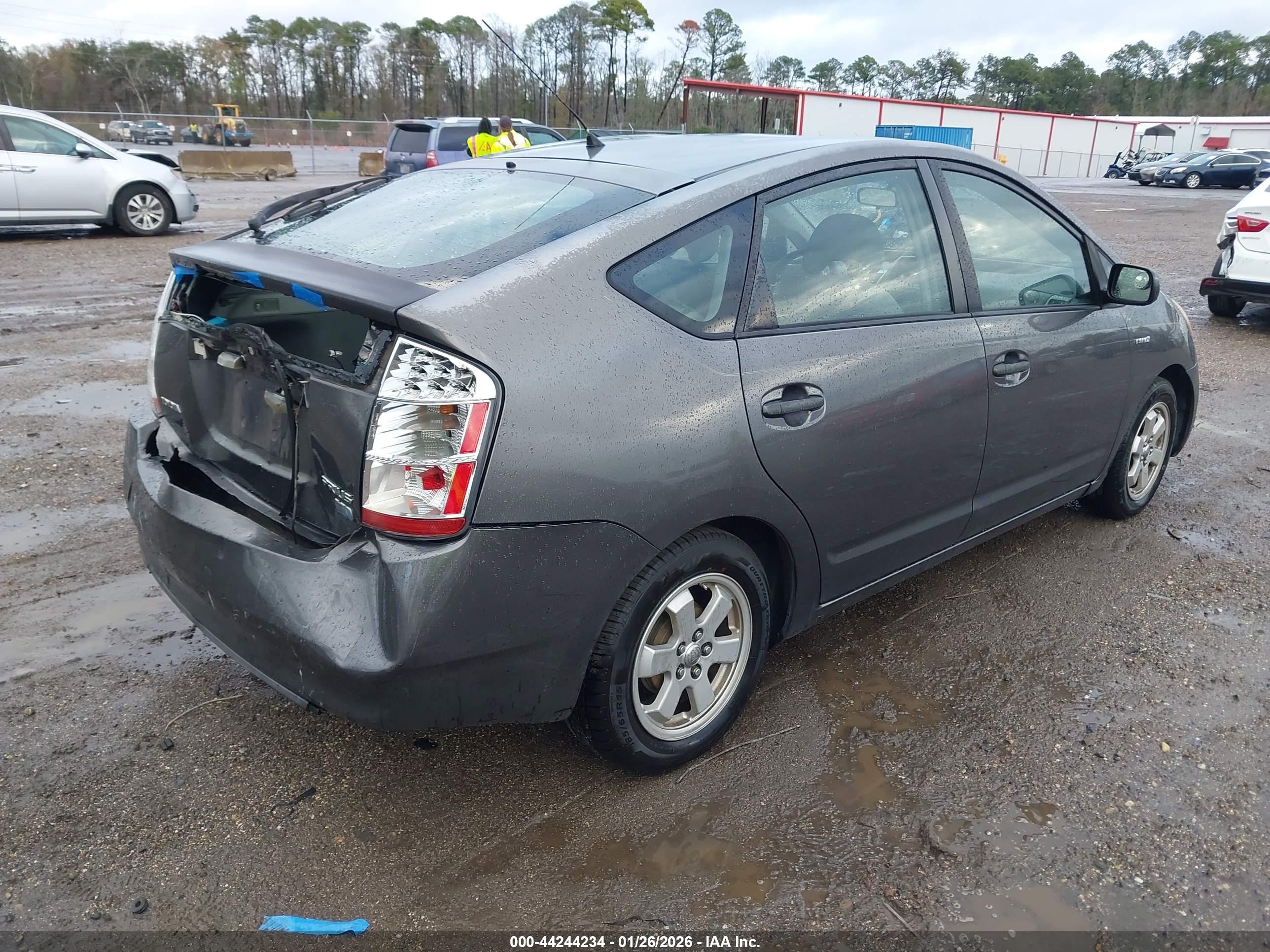 TOYOTA PRIUS image 4