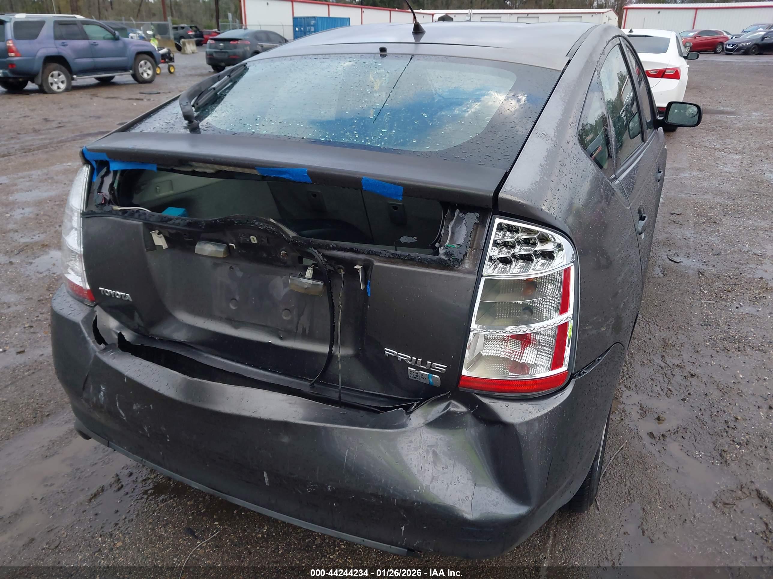 TOYOTA PRIUS image 6
