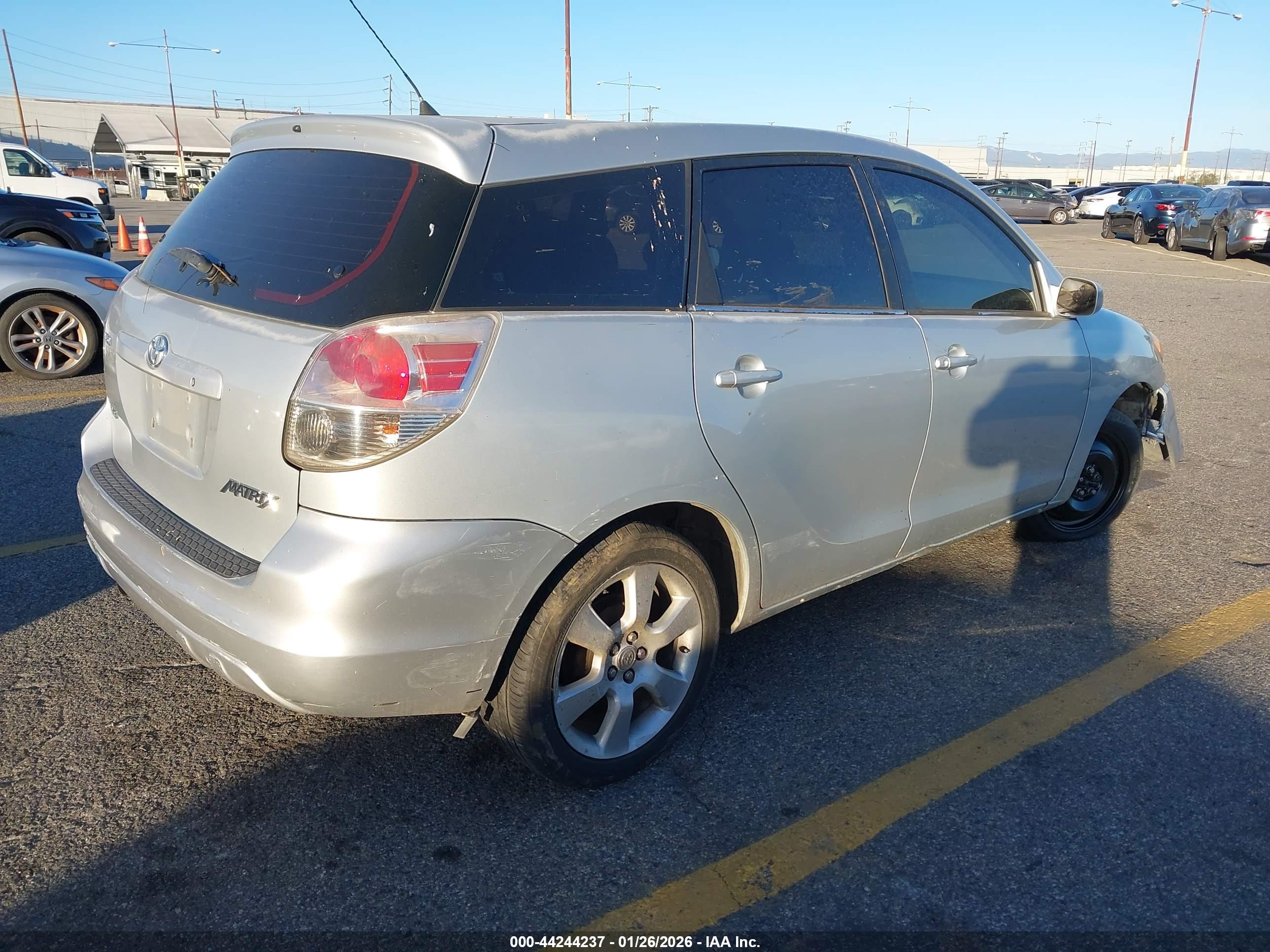 TOYOTA MATRIX image 4