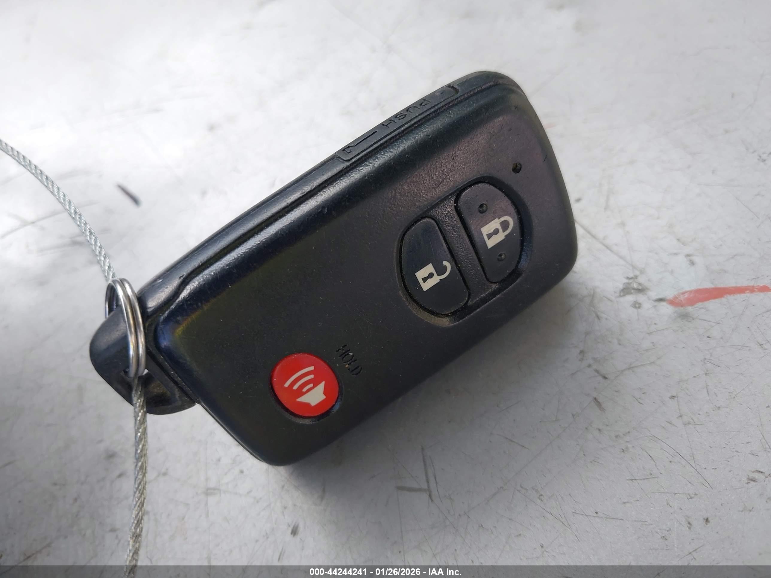 TOYOTA PRIUS image 11