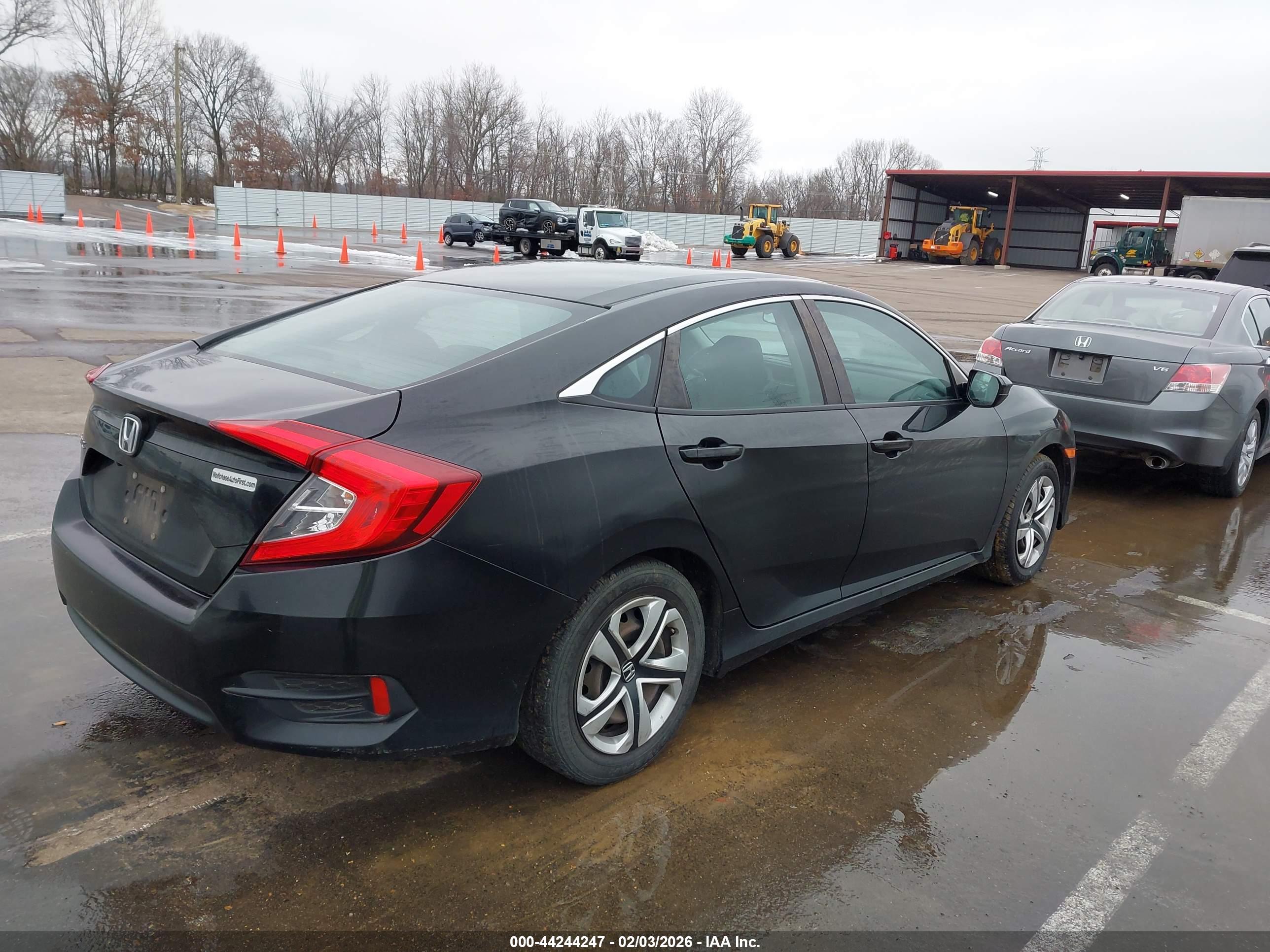 HONDA CIVIC image 4
