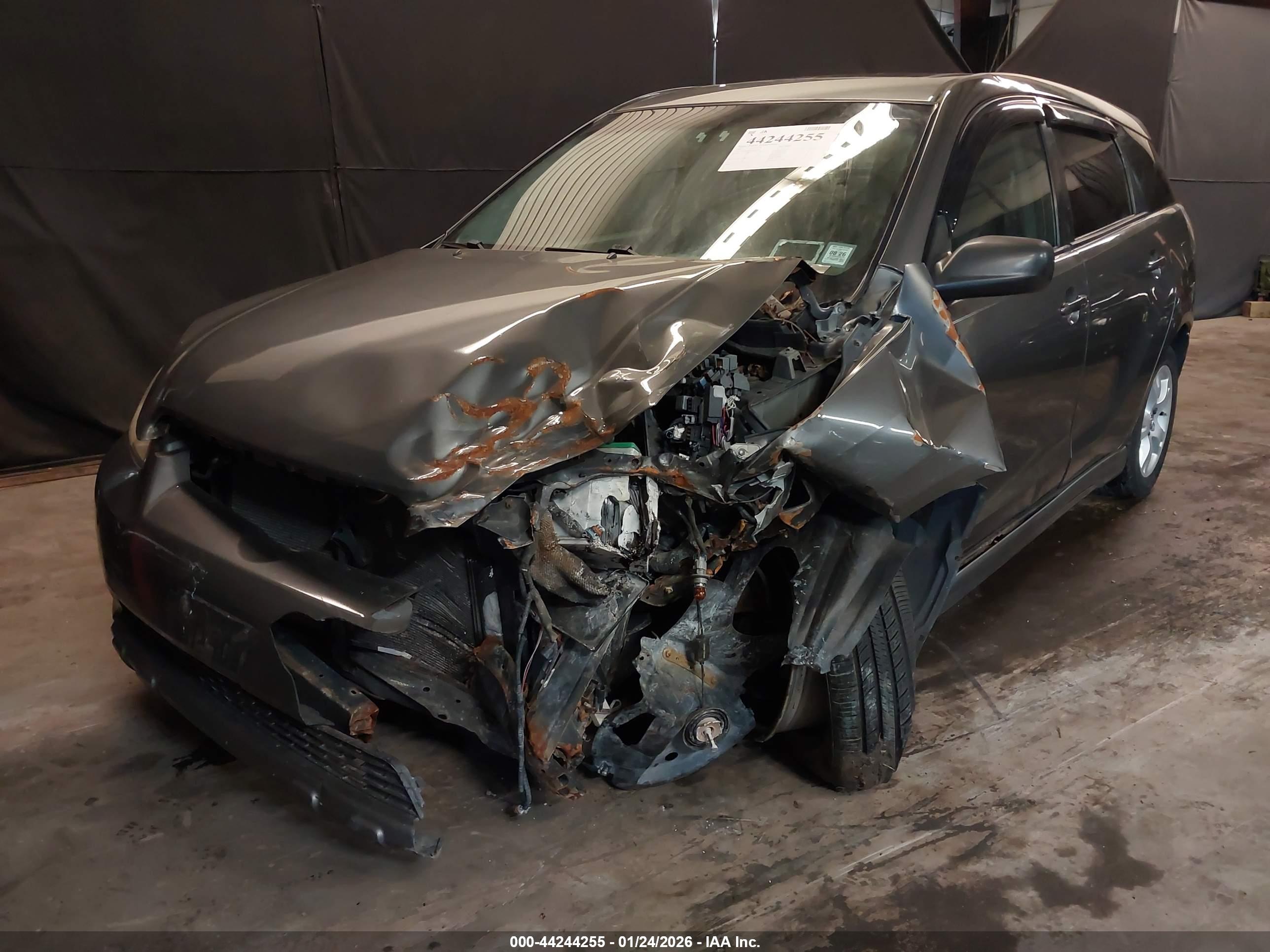 TOYOTA MATRIX image 2