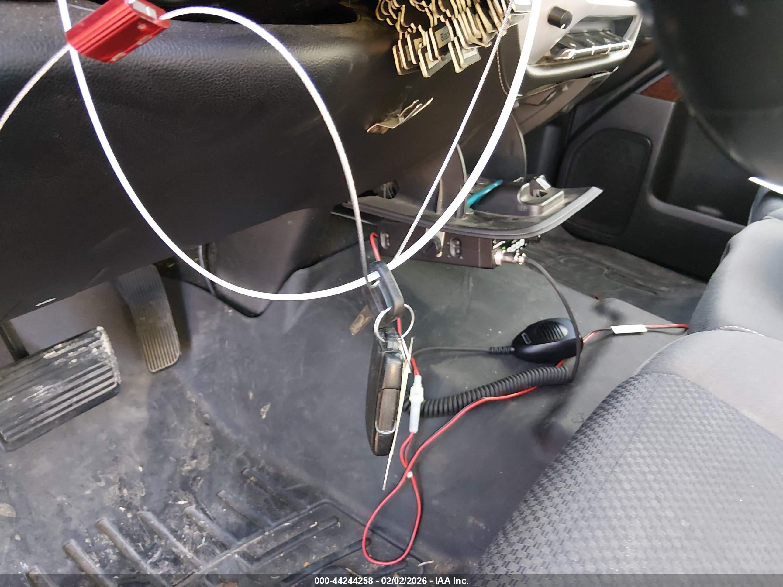 GMC SIERRA image 11