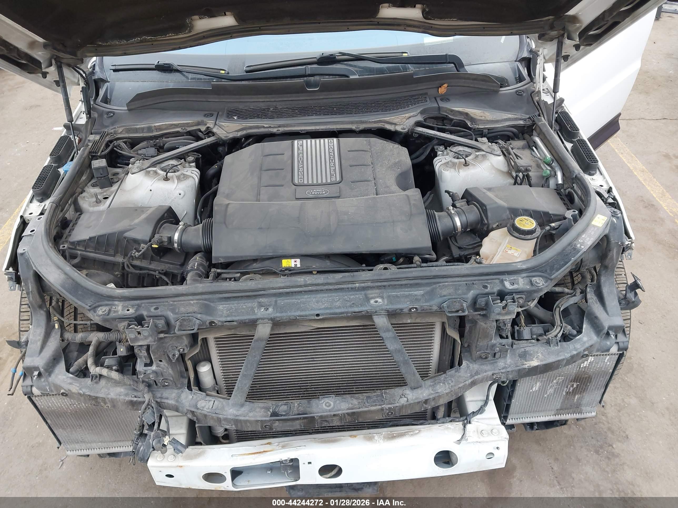 LAND ROVER image 10