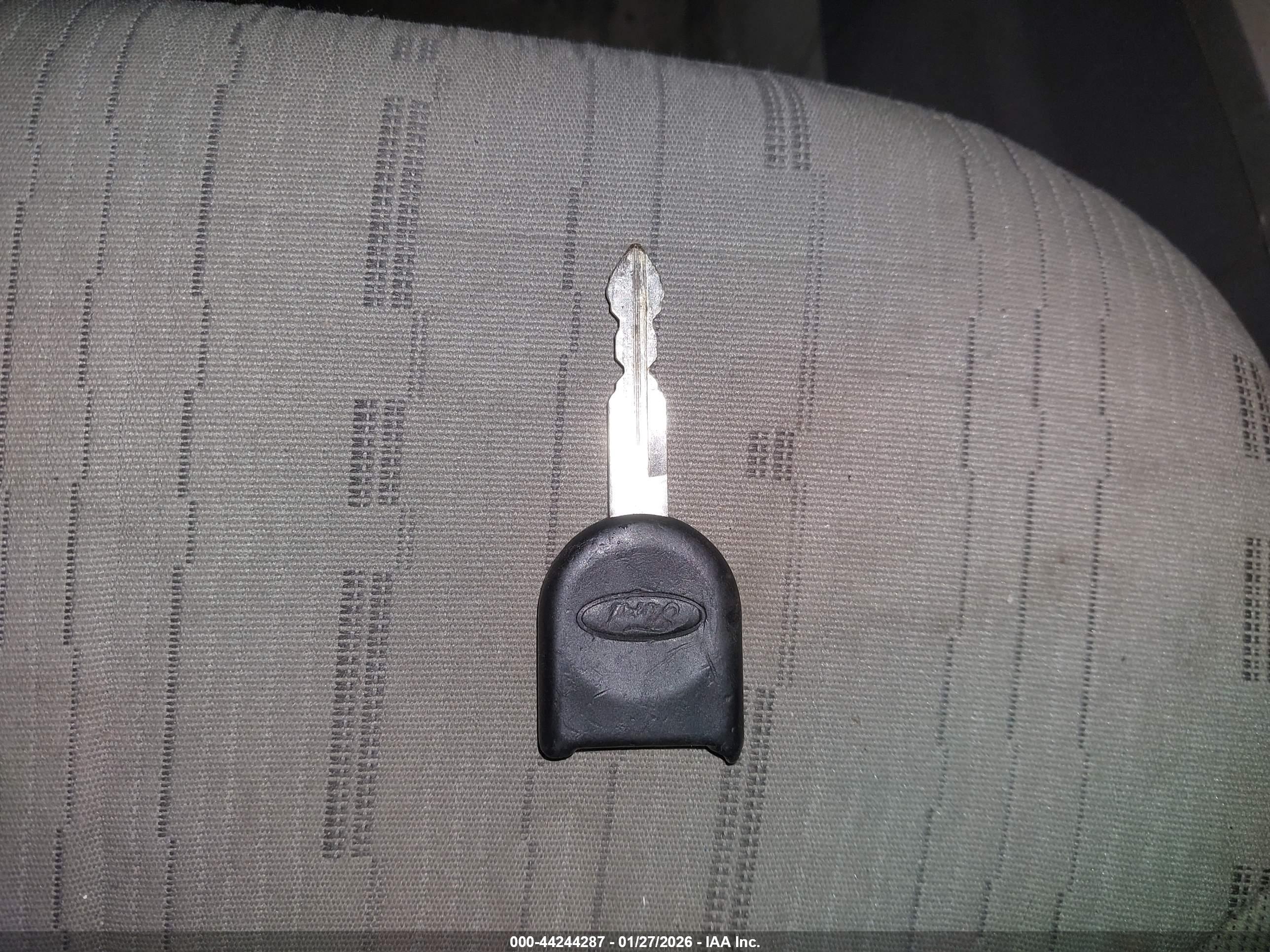 FORD FOCUS image 11