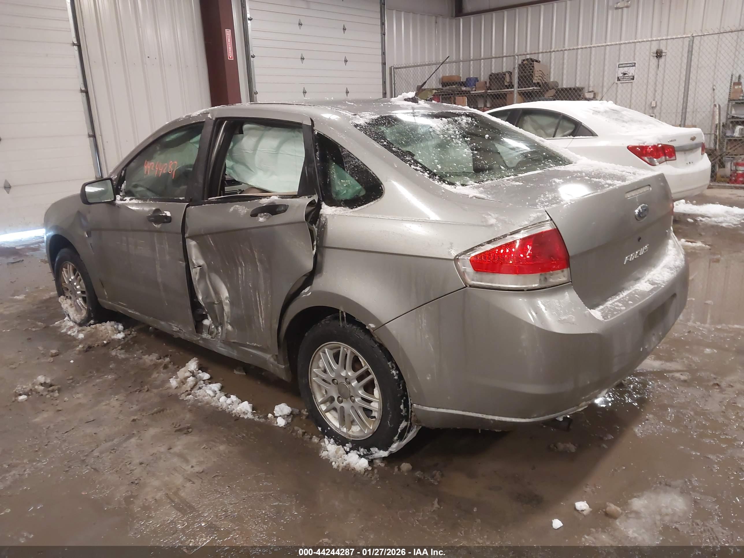 FORD FOCUS image 3