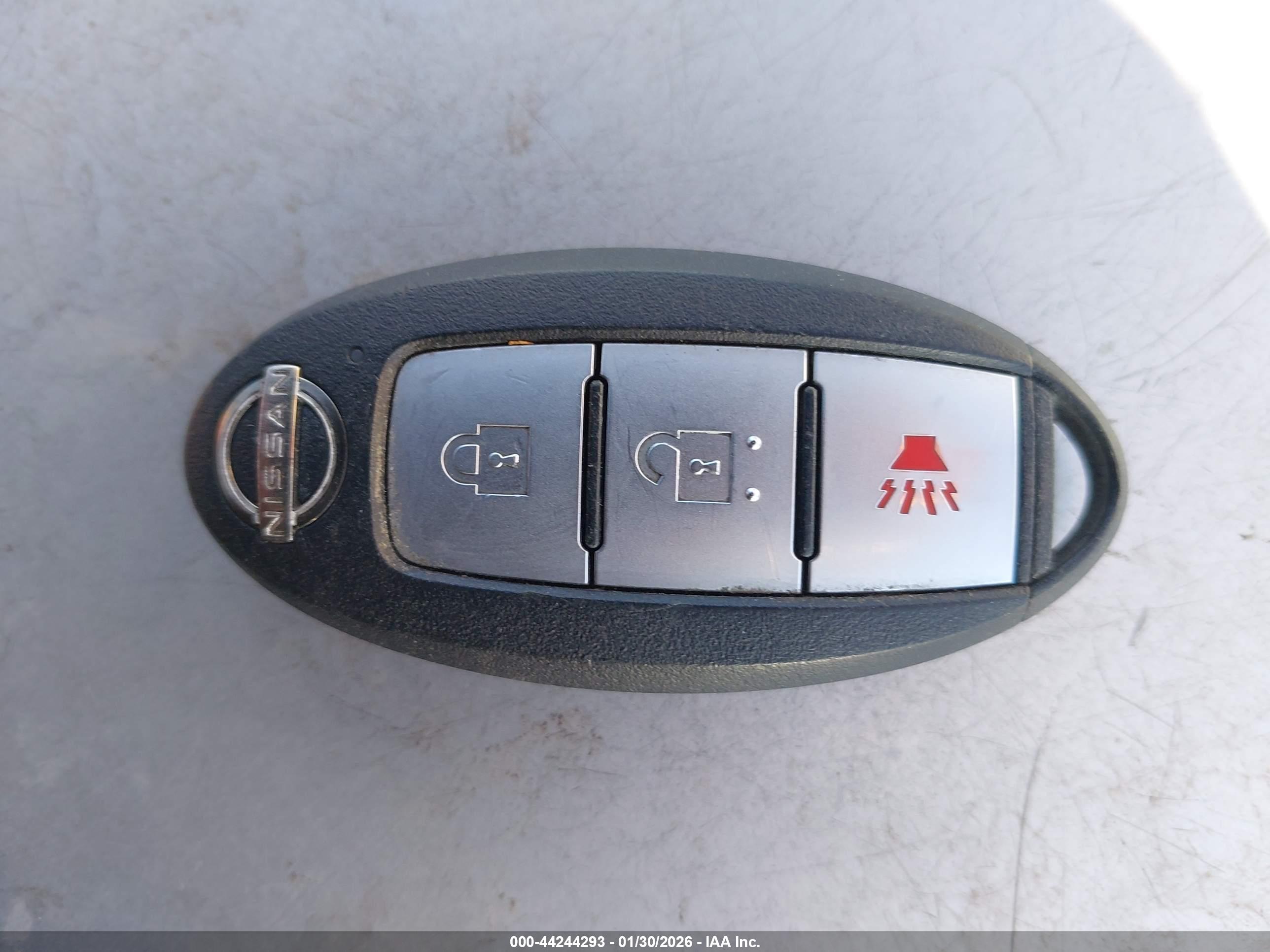 NISSAN FRONTIER image 11