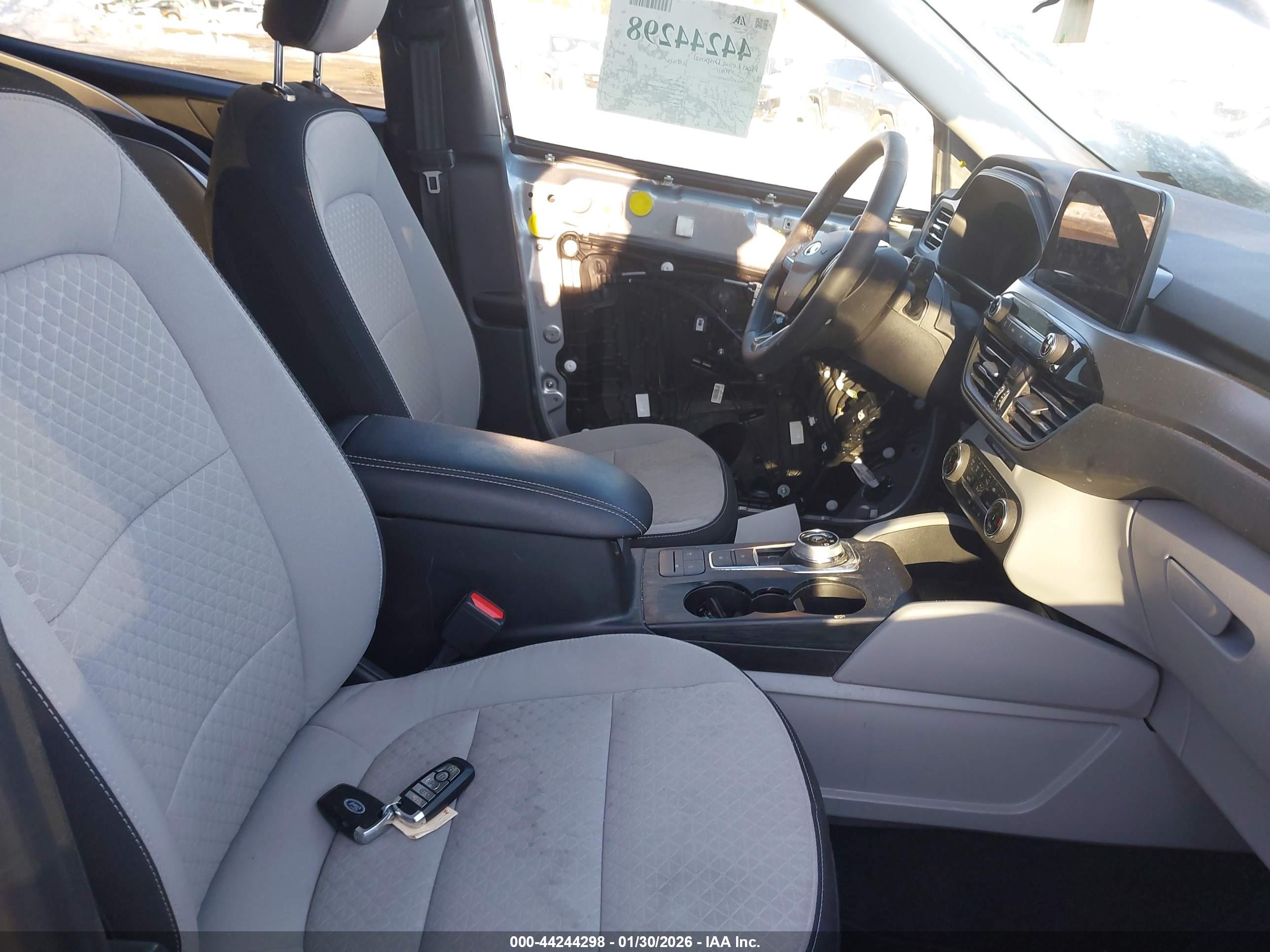 FORD ESCAPE image 5