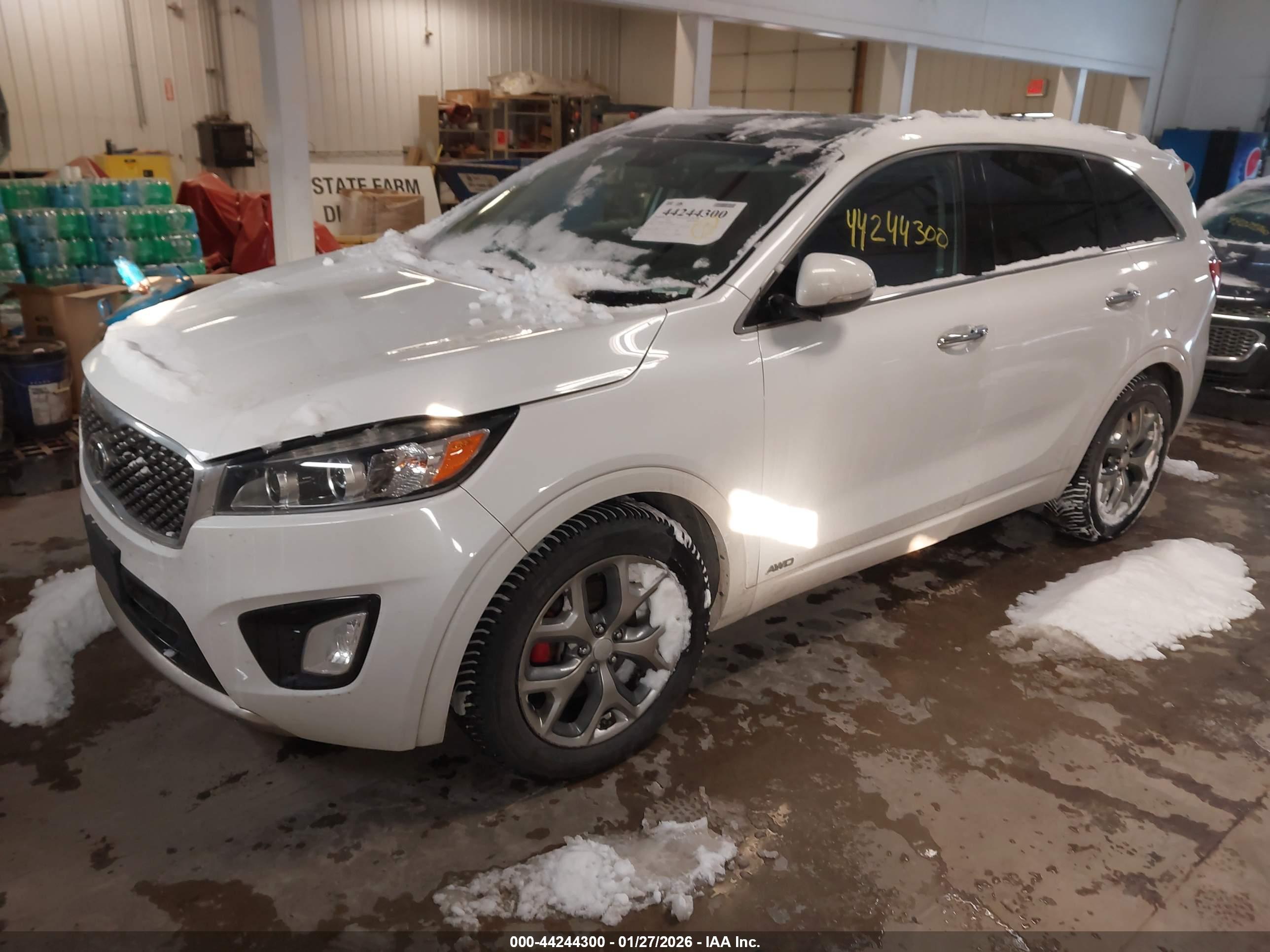KIA SORENTO image 2