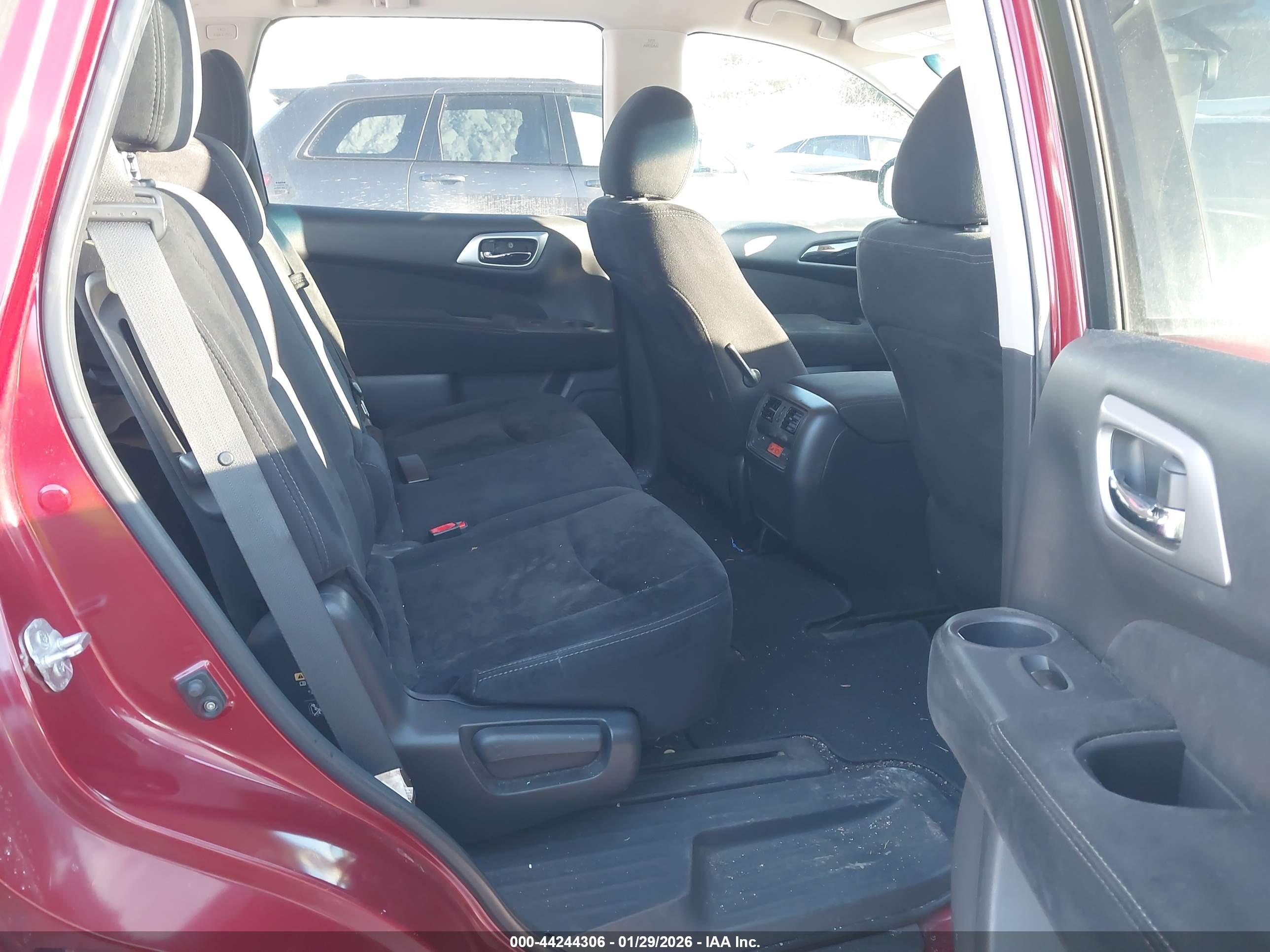 NISSAN PATHFINDER image 8