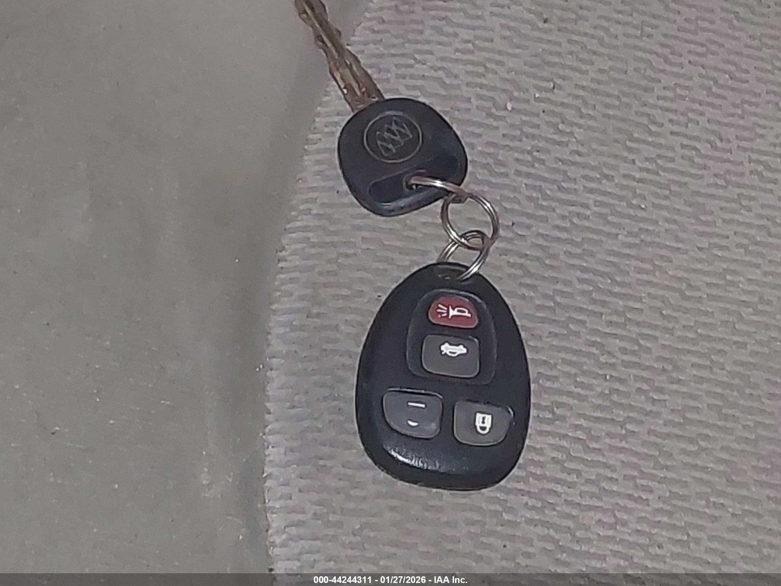 BUICK LACROSSE image 11