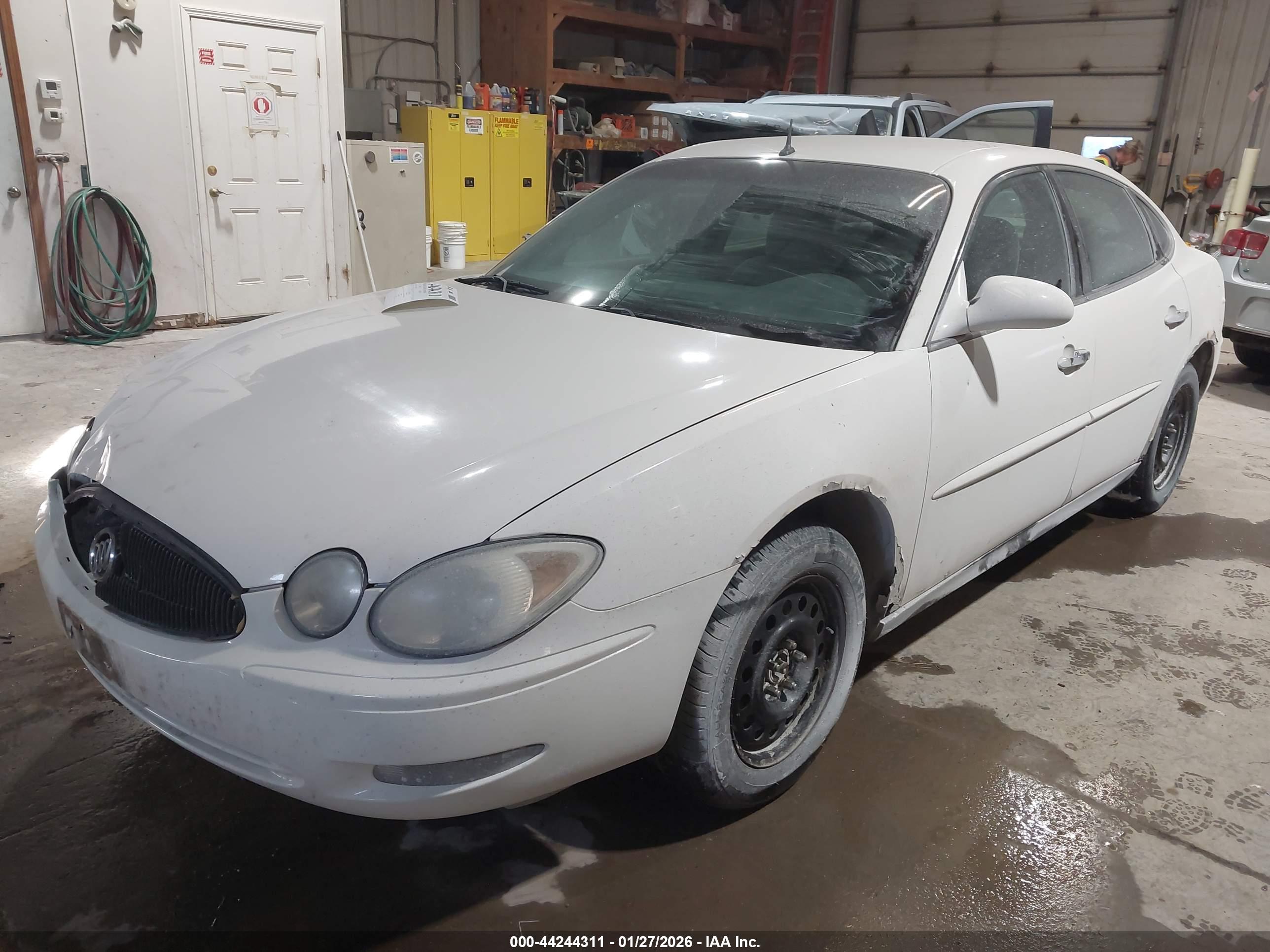 BUICK LACROSSE image 2