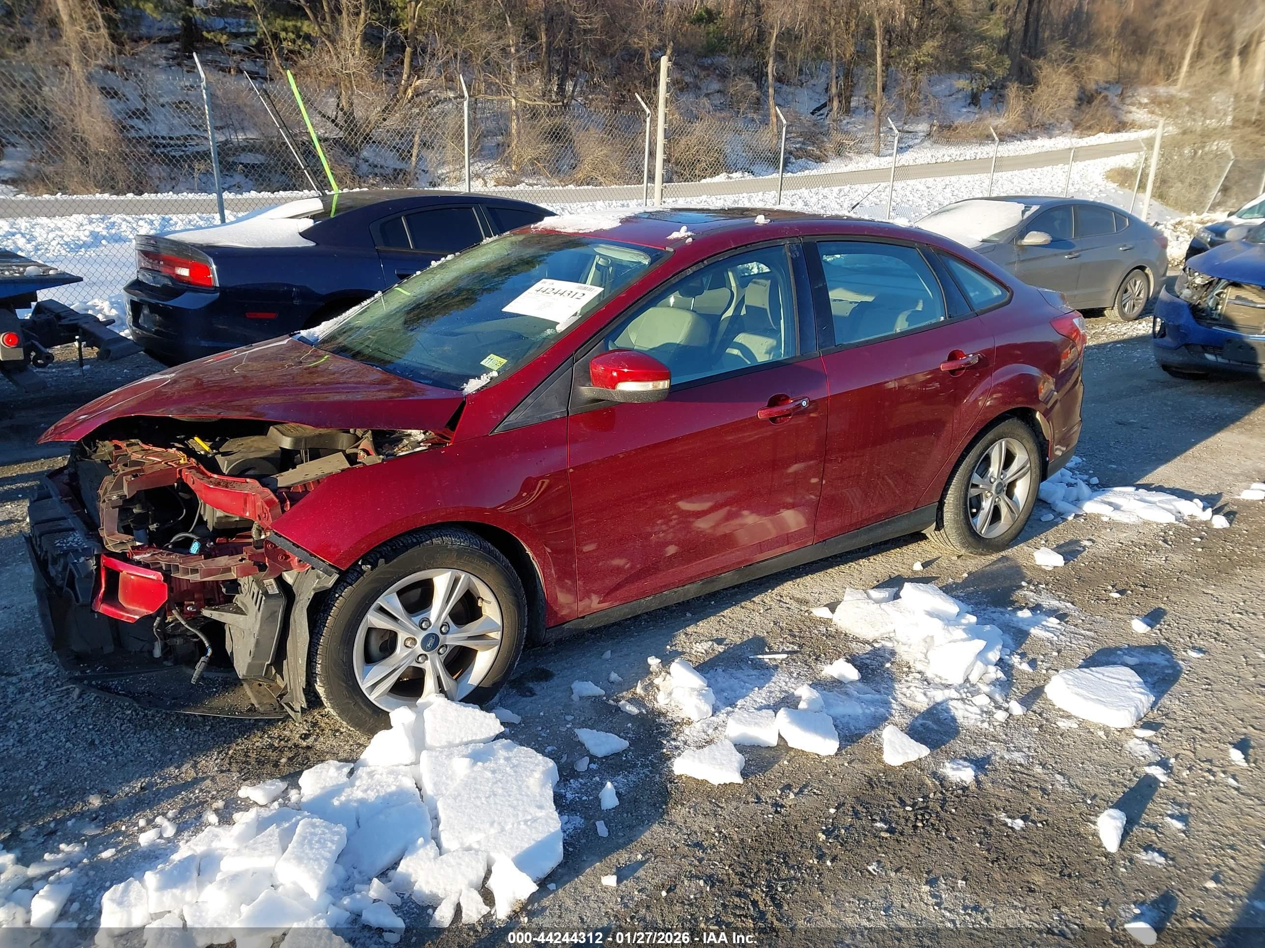 FORD FOCUS image 2