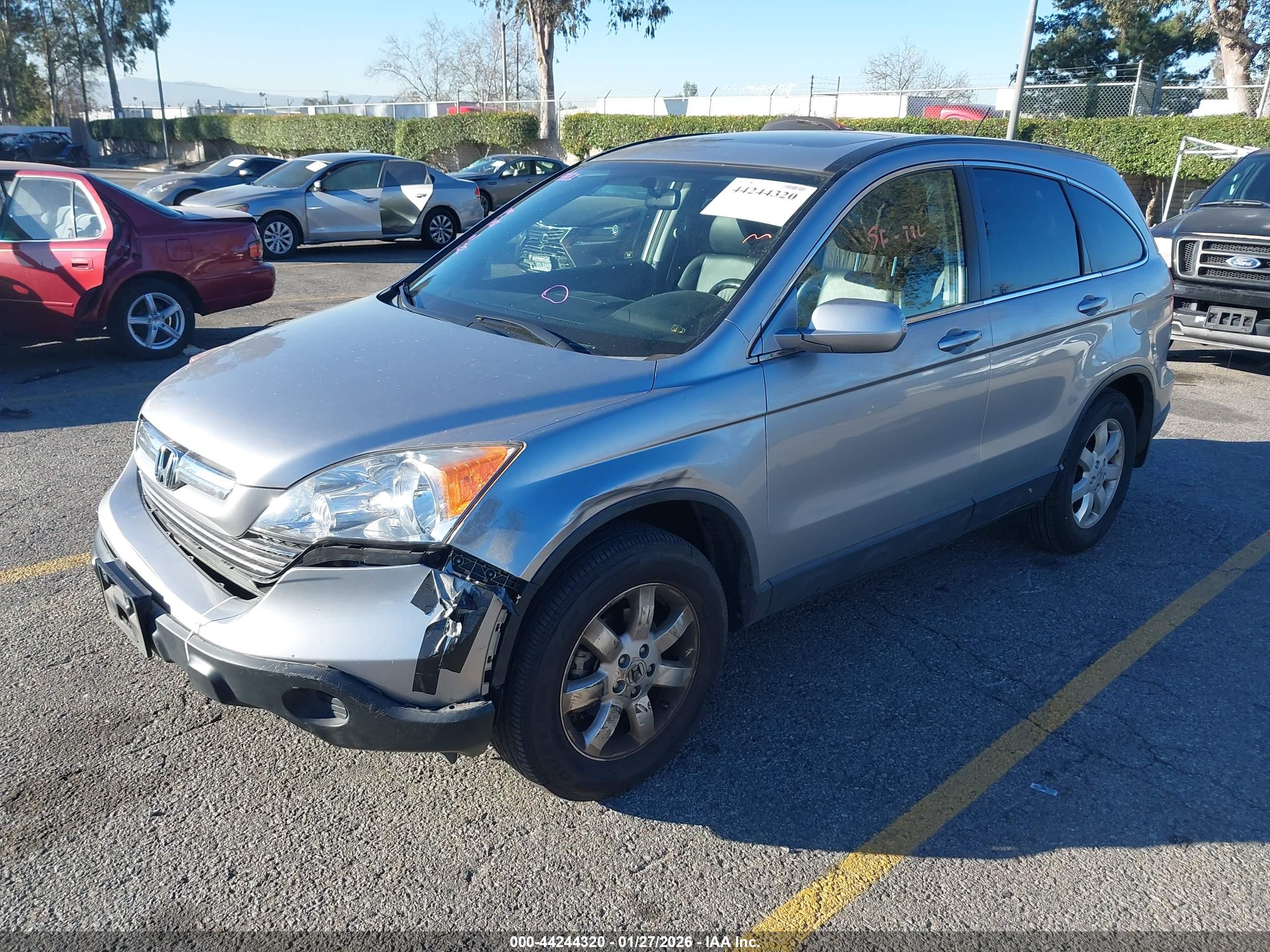 HONDA CR-V image 2