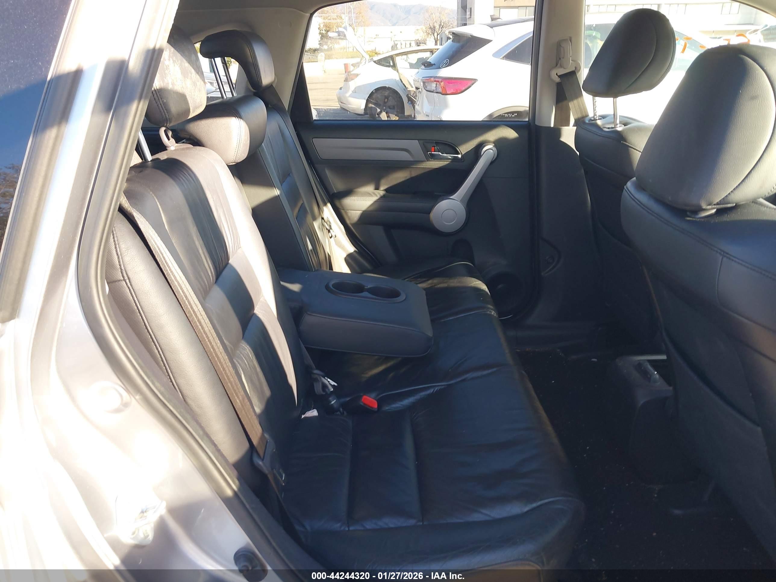 HONDA CR-V image 8