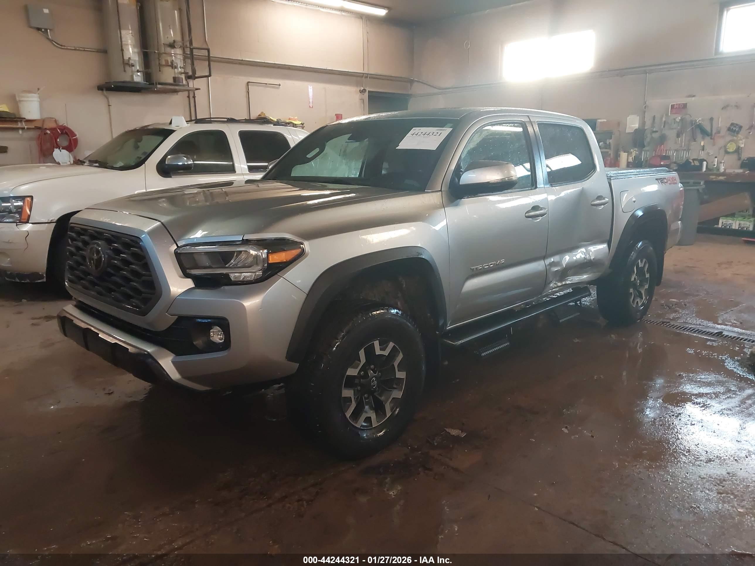 TOYOTA TACOMA image 2