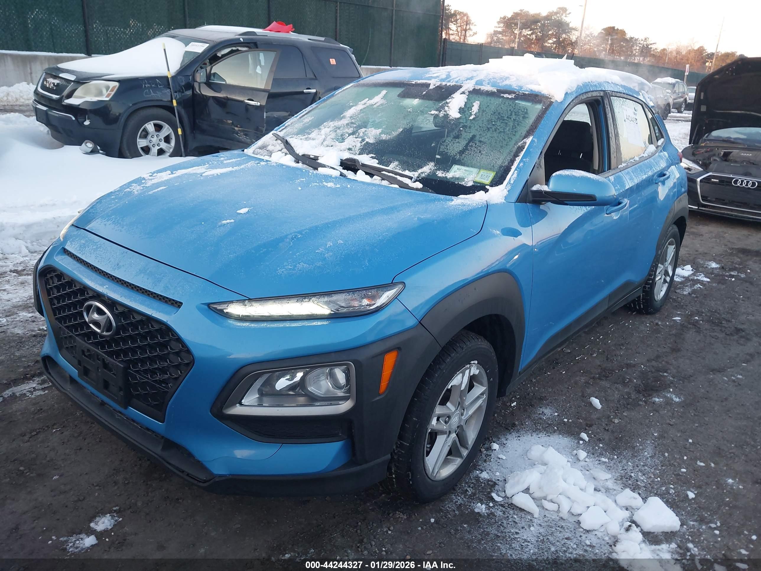 HYUNDAI KONA image 2