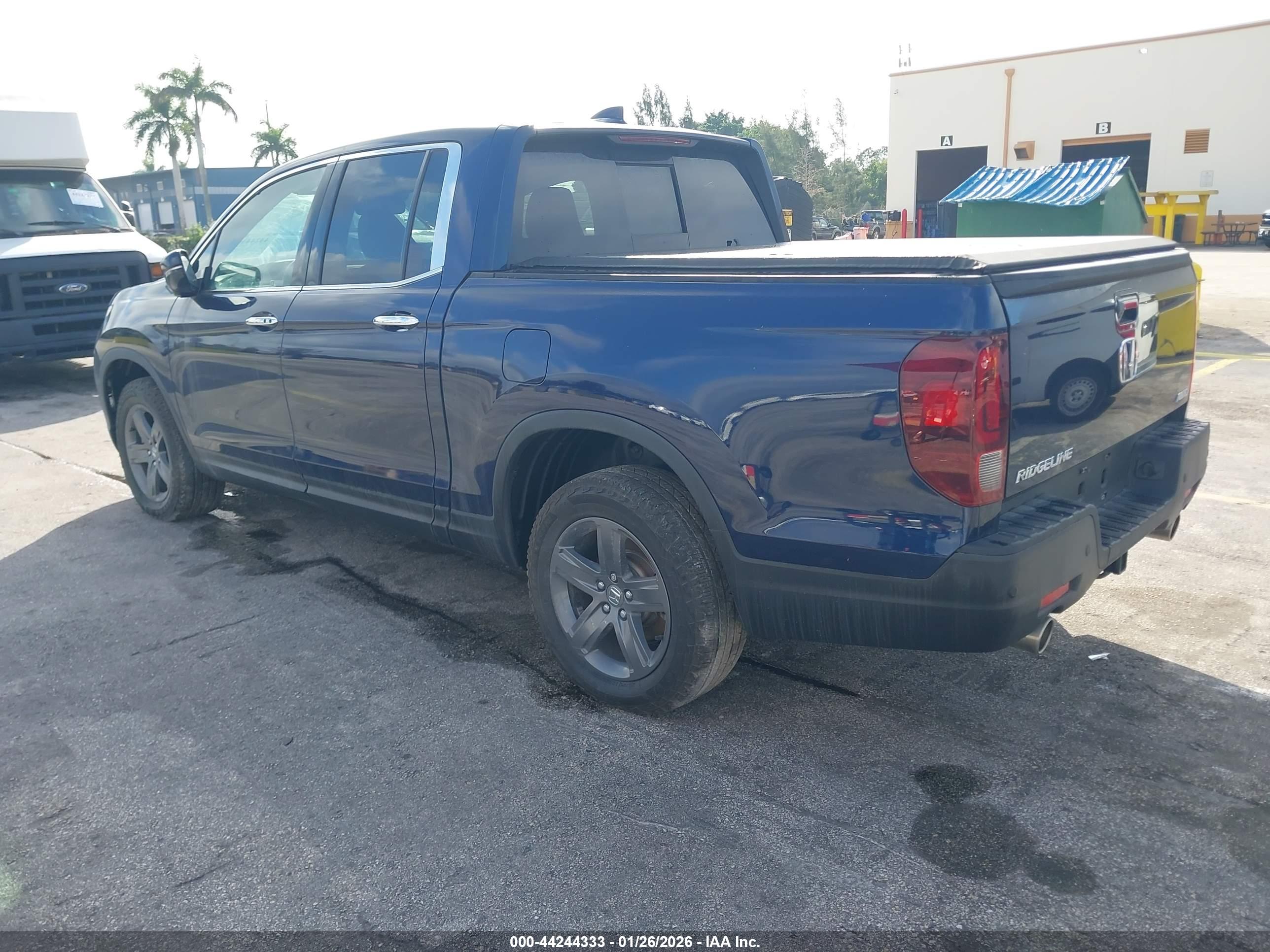 HONDA RIDGELINE image 3