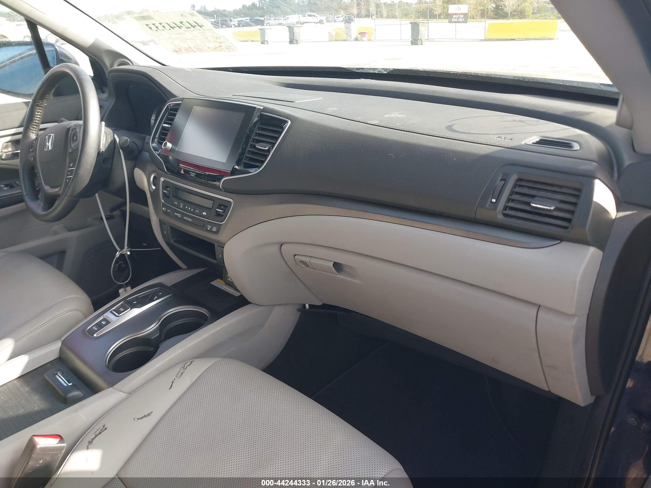 HONDA RIDGELINE image 5