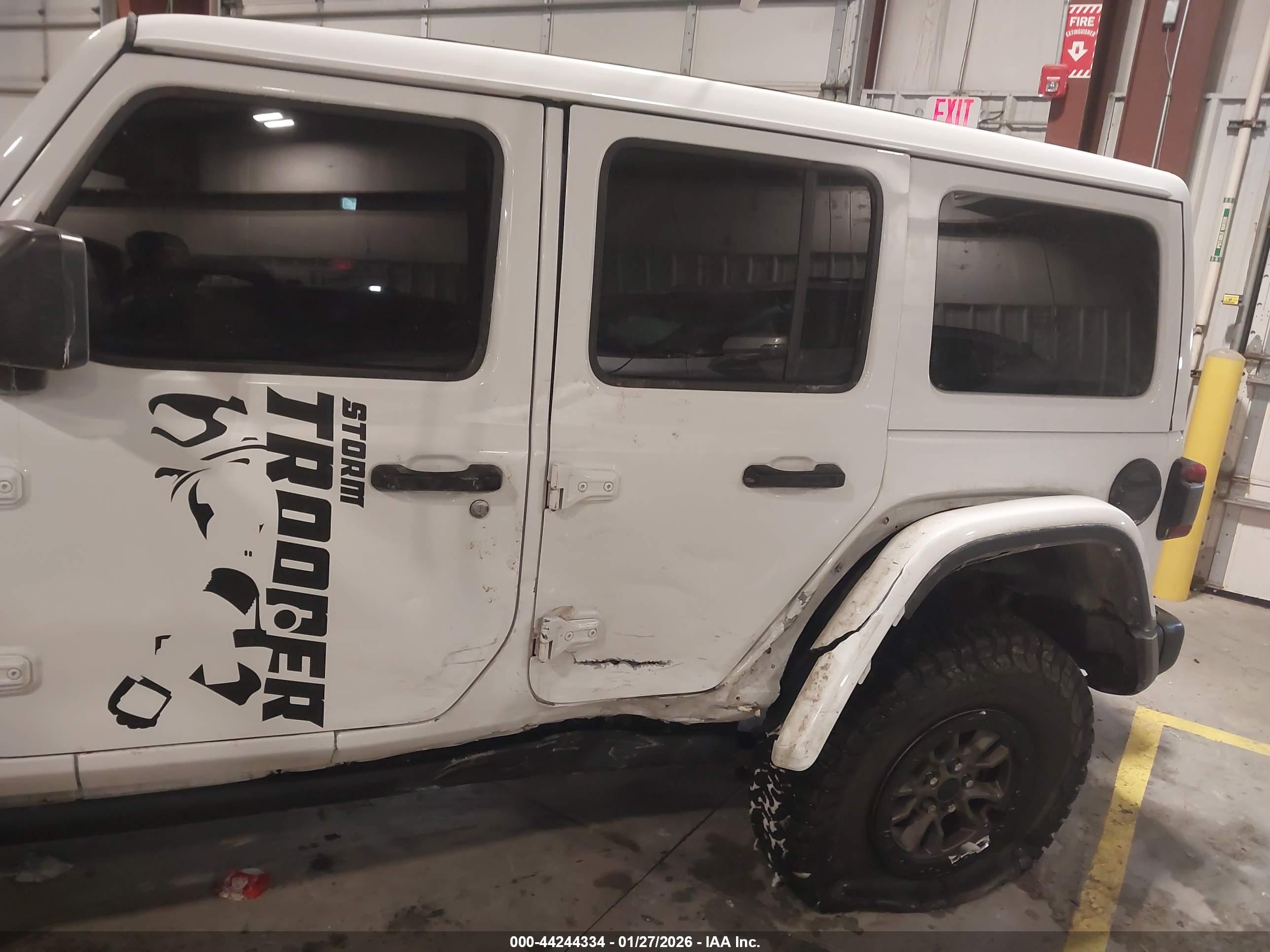 JEEP WRANGLER image 6
