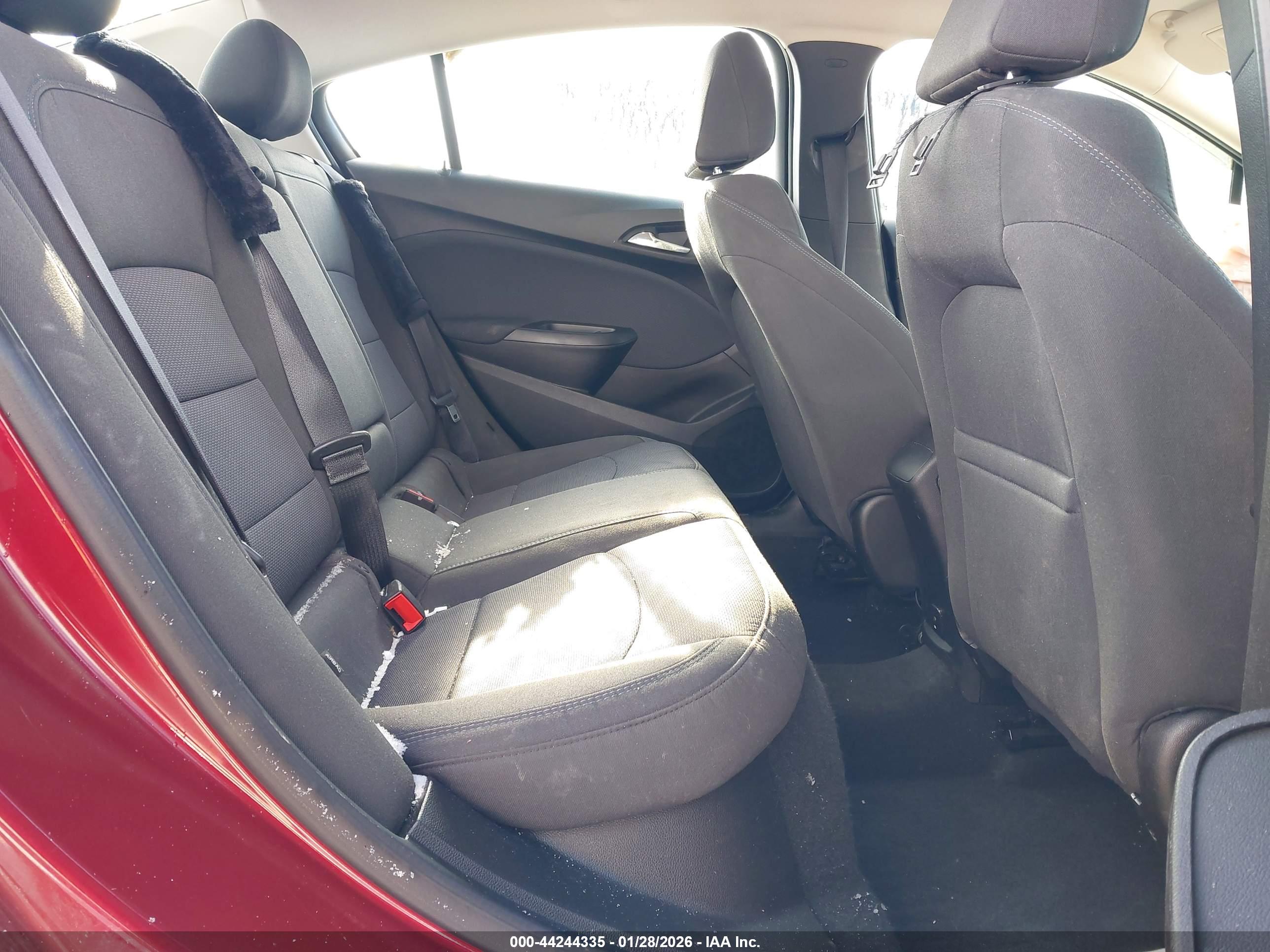 CHEVROLET CRUZE image 8