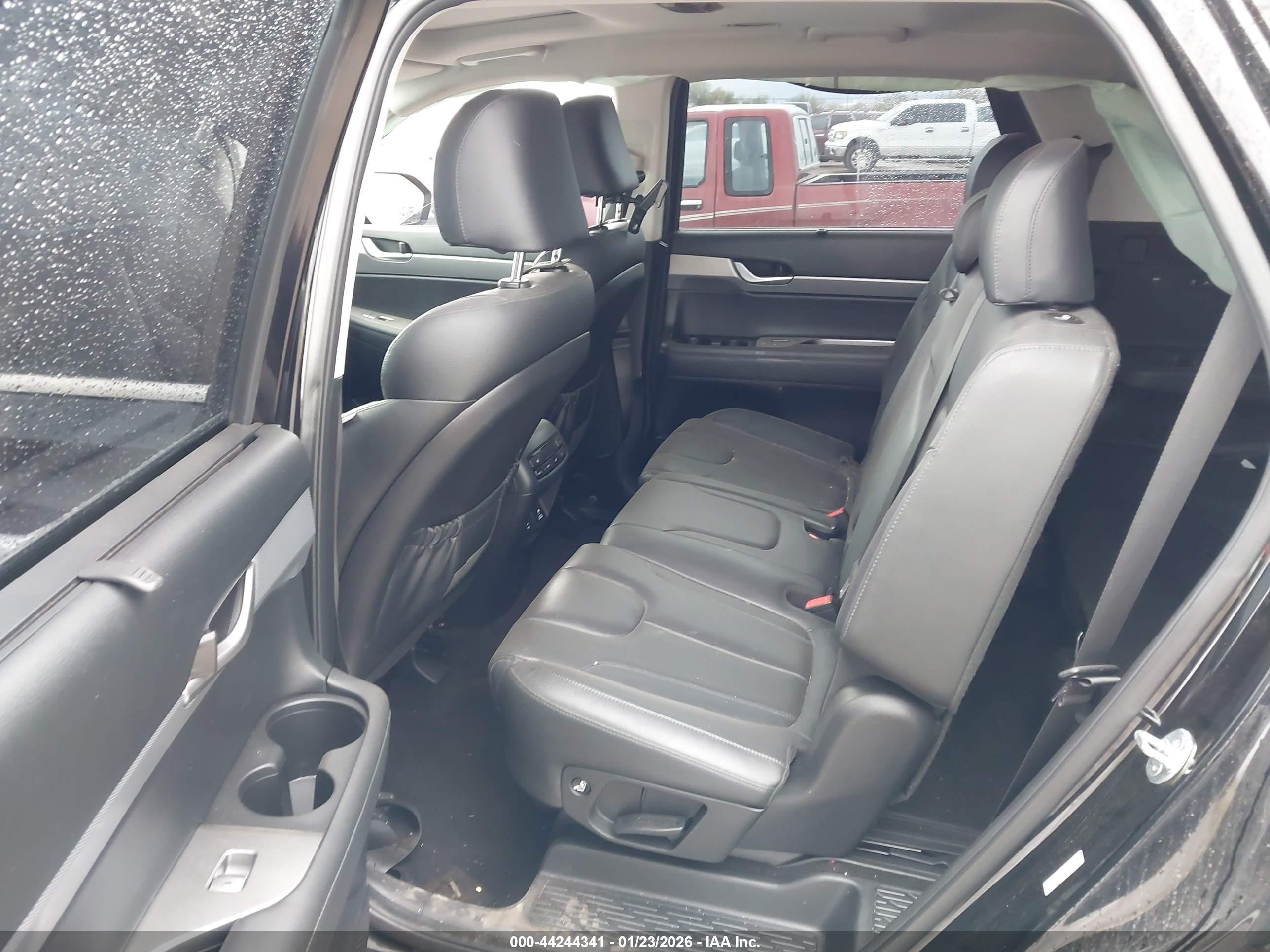 HYUNDAI PALISADE image 8
